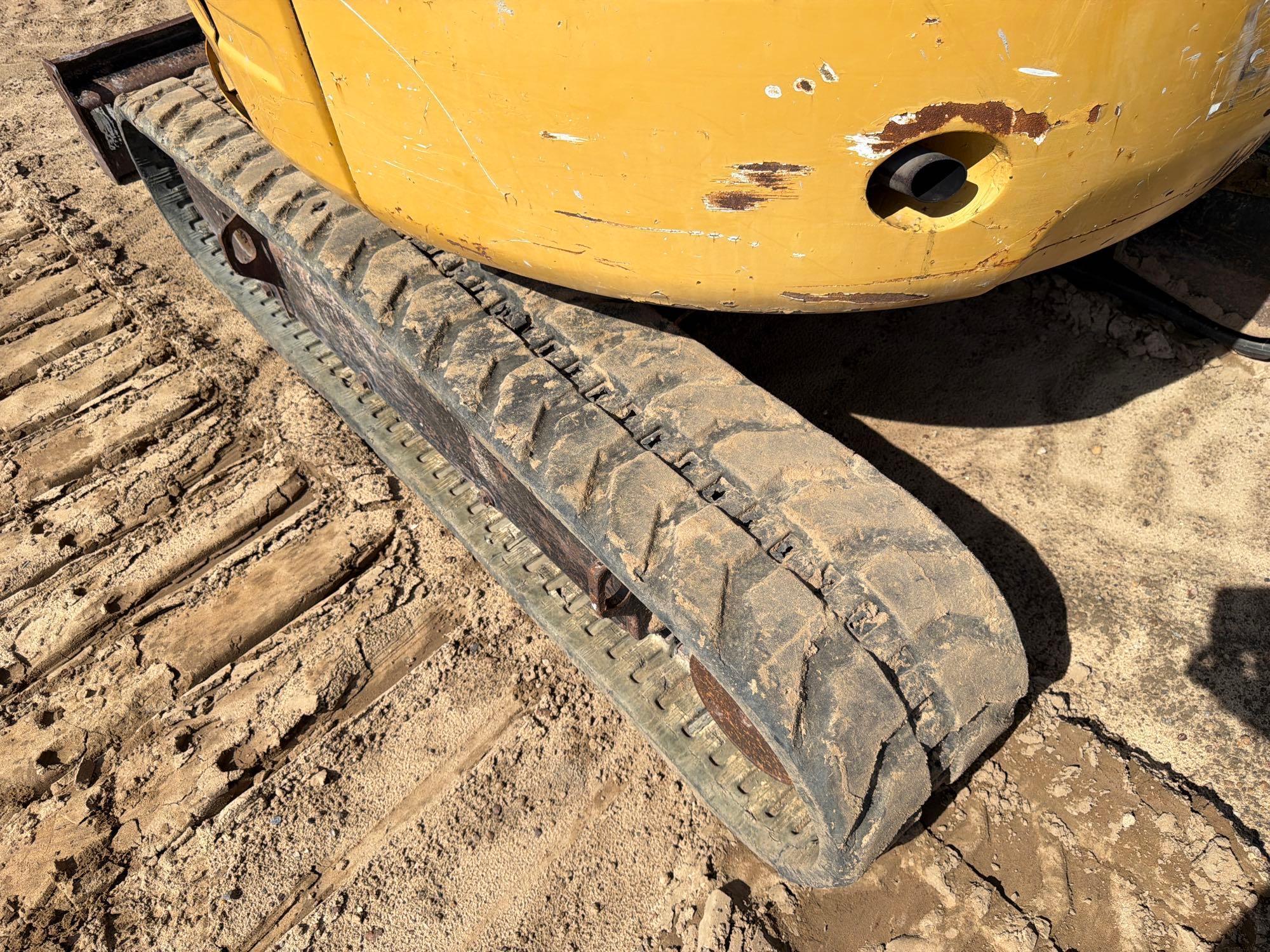 2015 Caterpillar 303