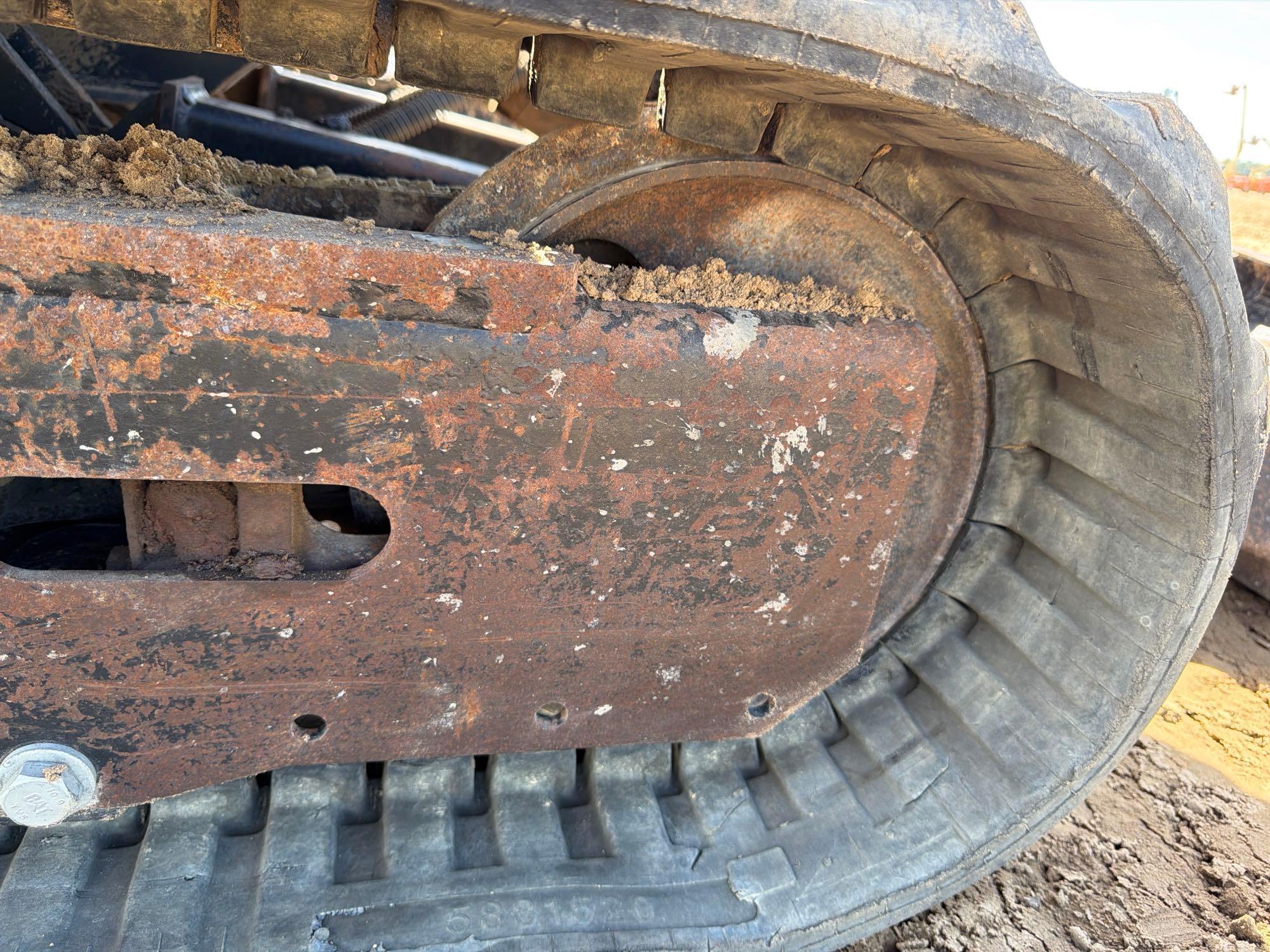 2015 Caterpillar 303