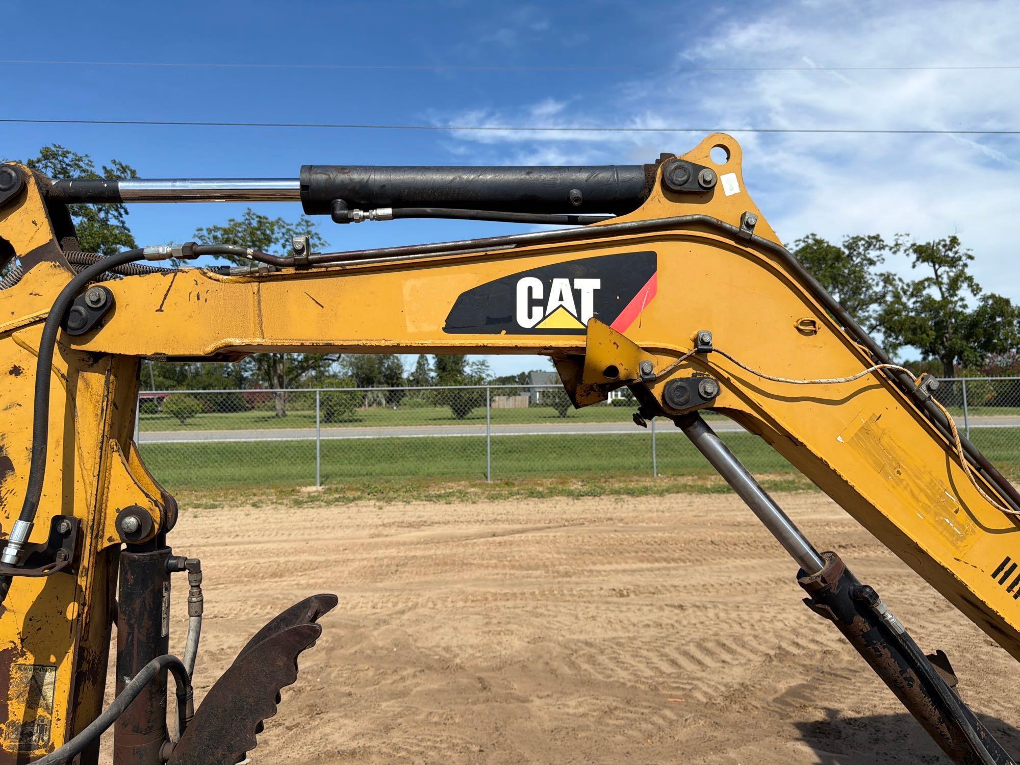 2015 Caterpillar 303