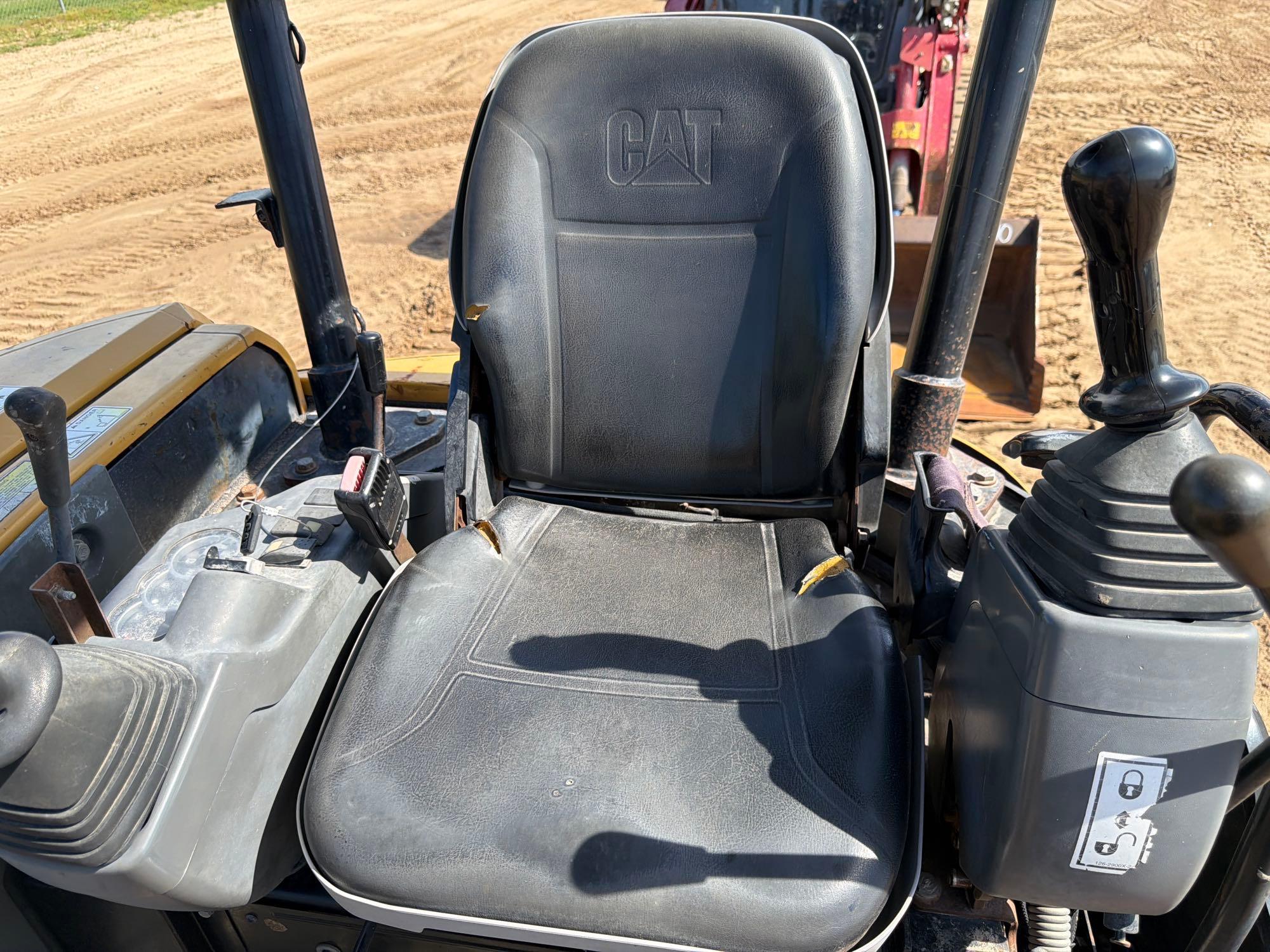 2015 Caterpillar 303
