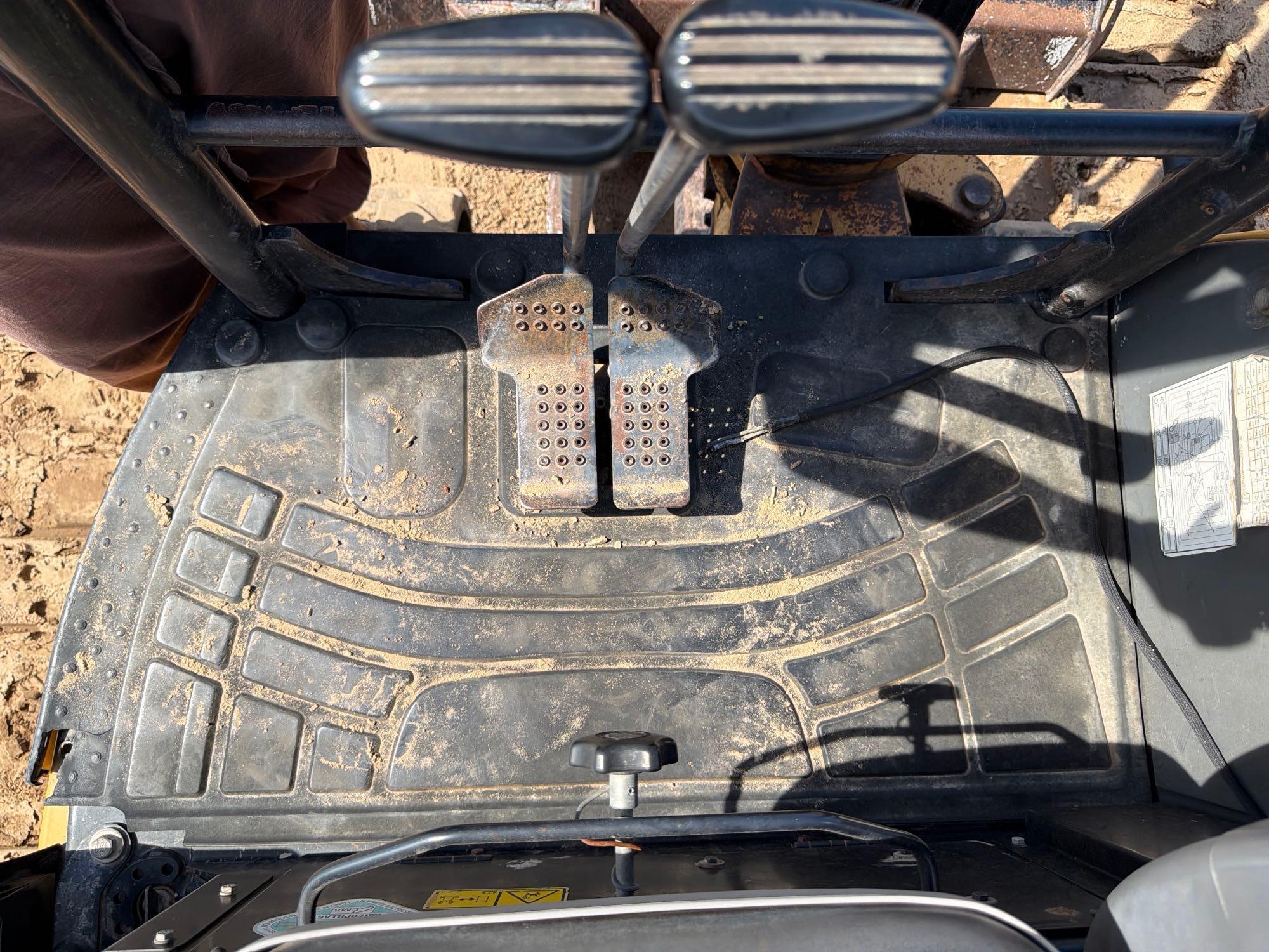 2015 Caterpillar 303