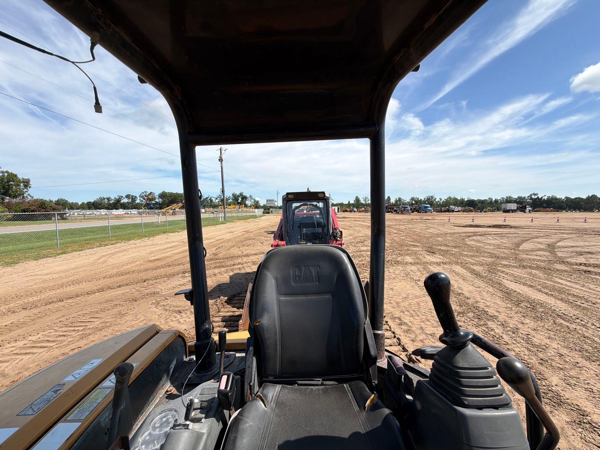 2015 Caterpillar 303