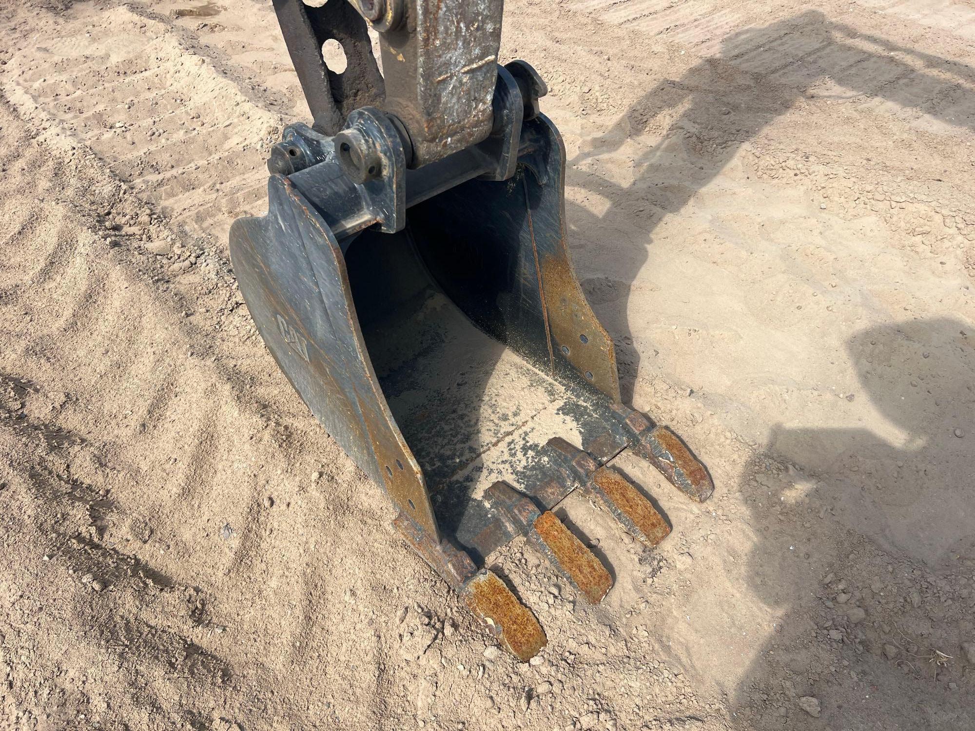 2004 Caterpillar 303