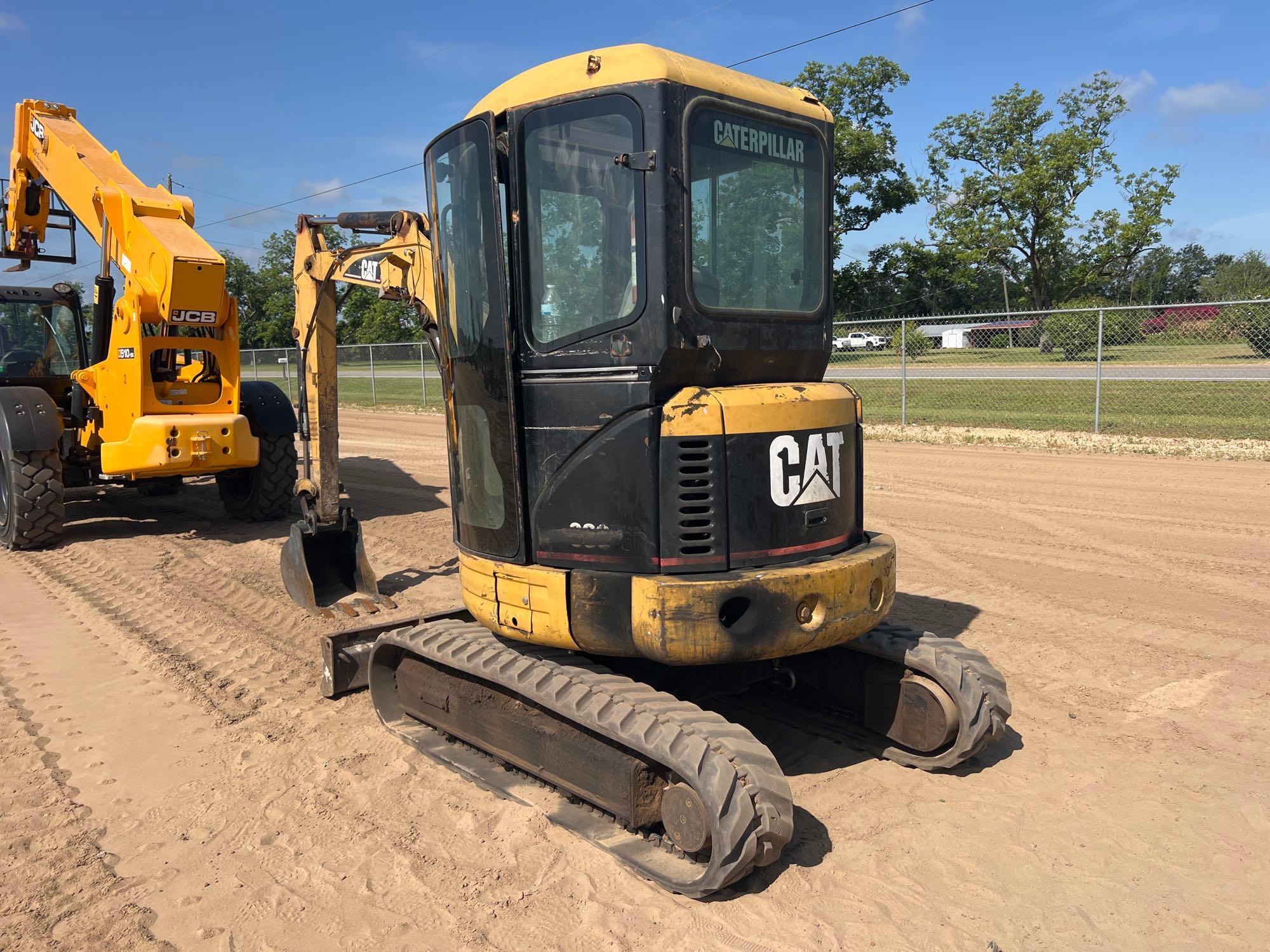 2004 Caterpillar 303
