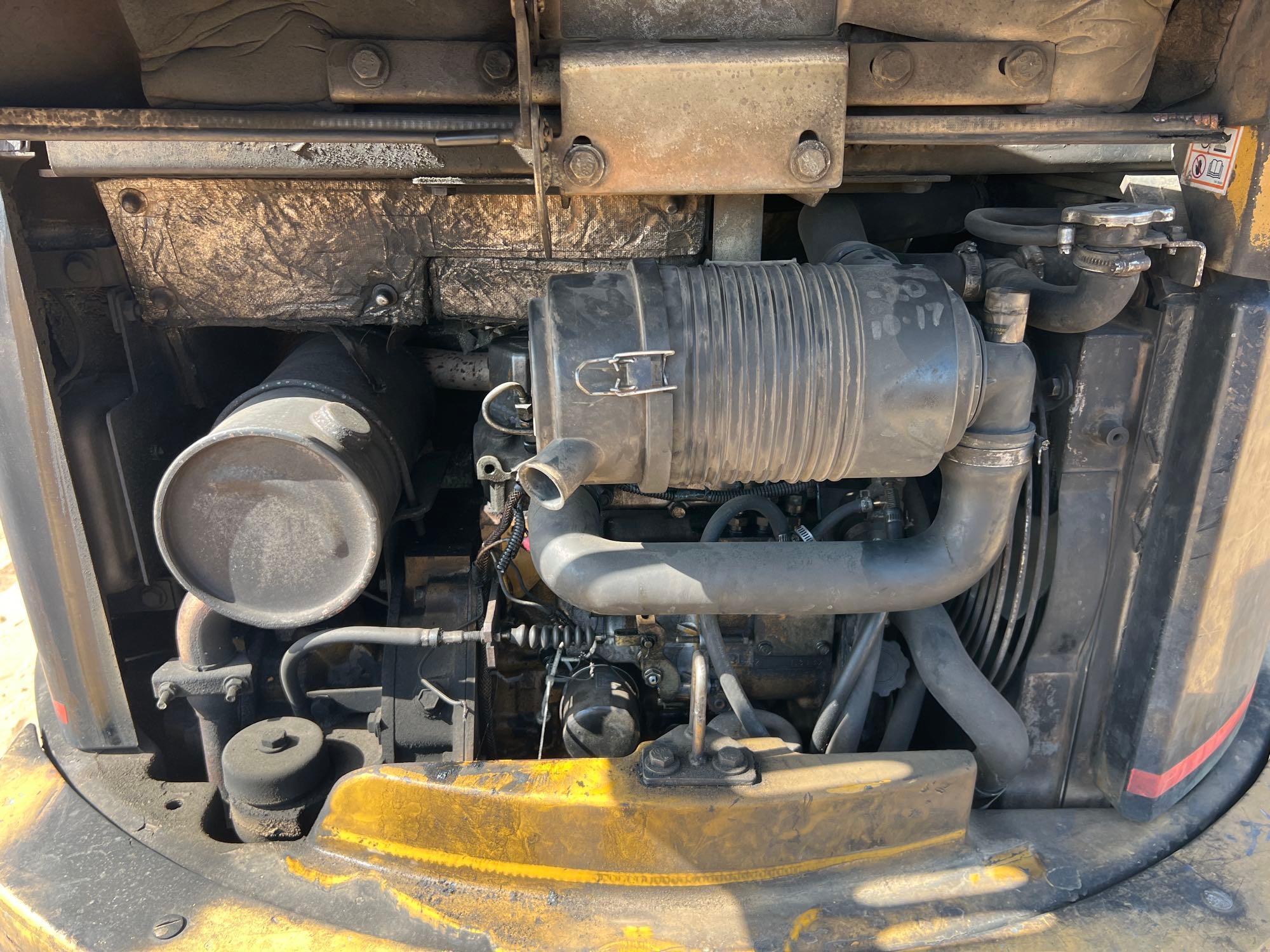 2004 Caterpillar 303