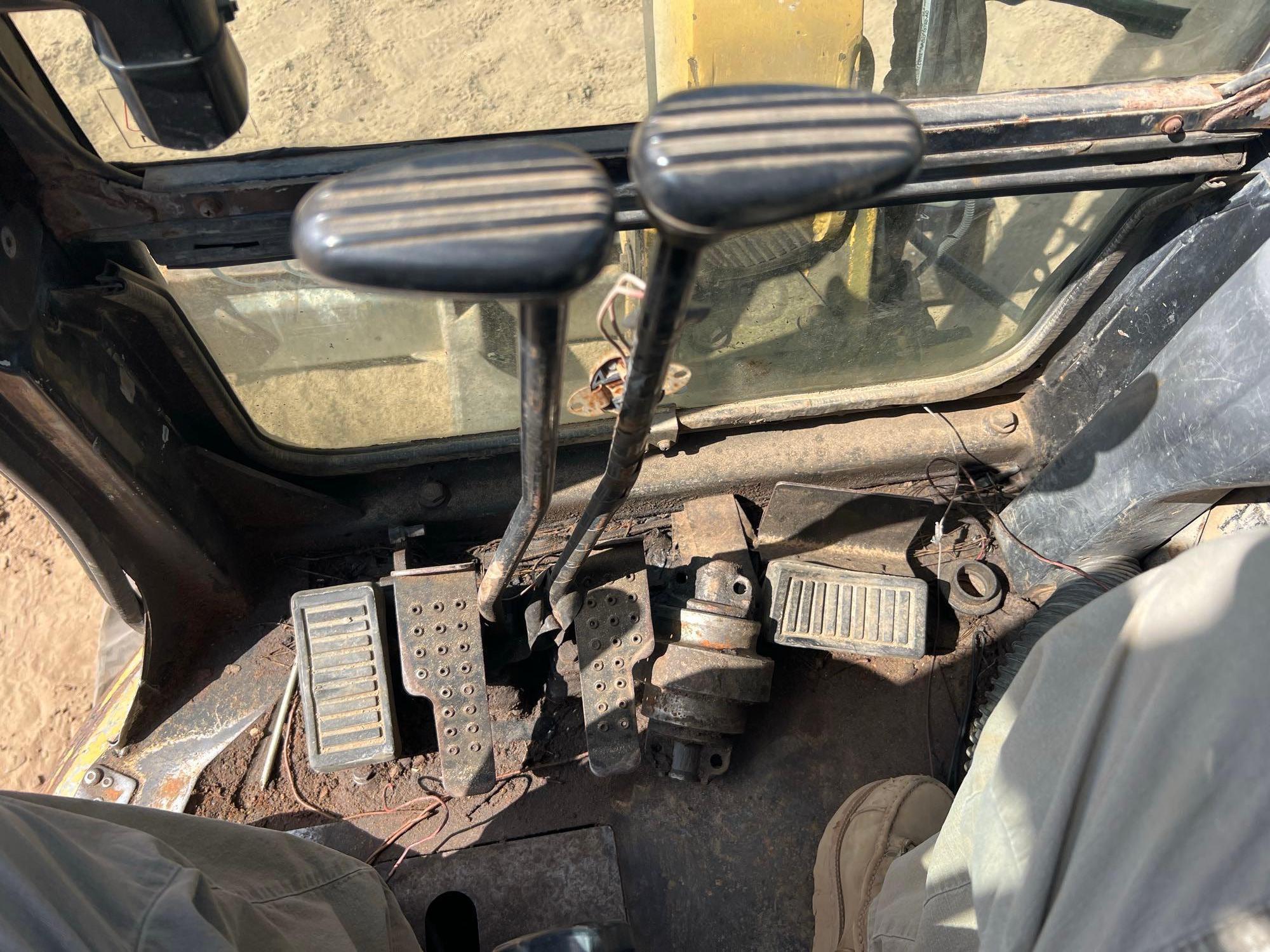 2004 Caterpillar 303