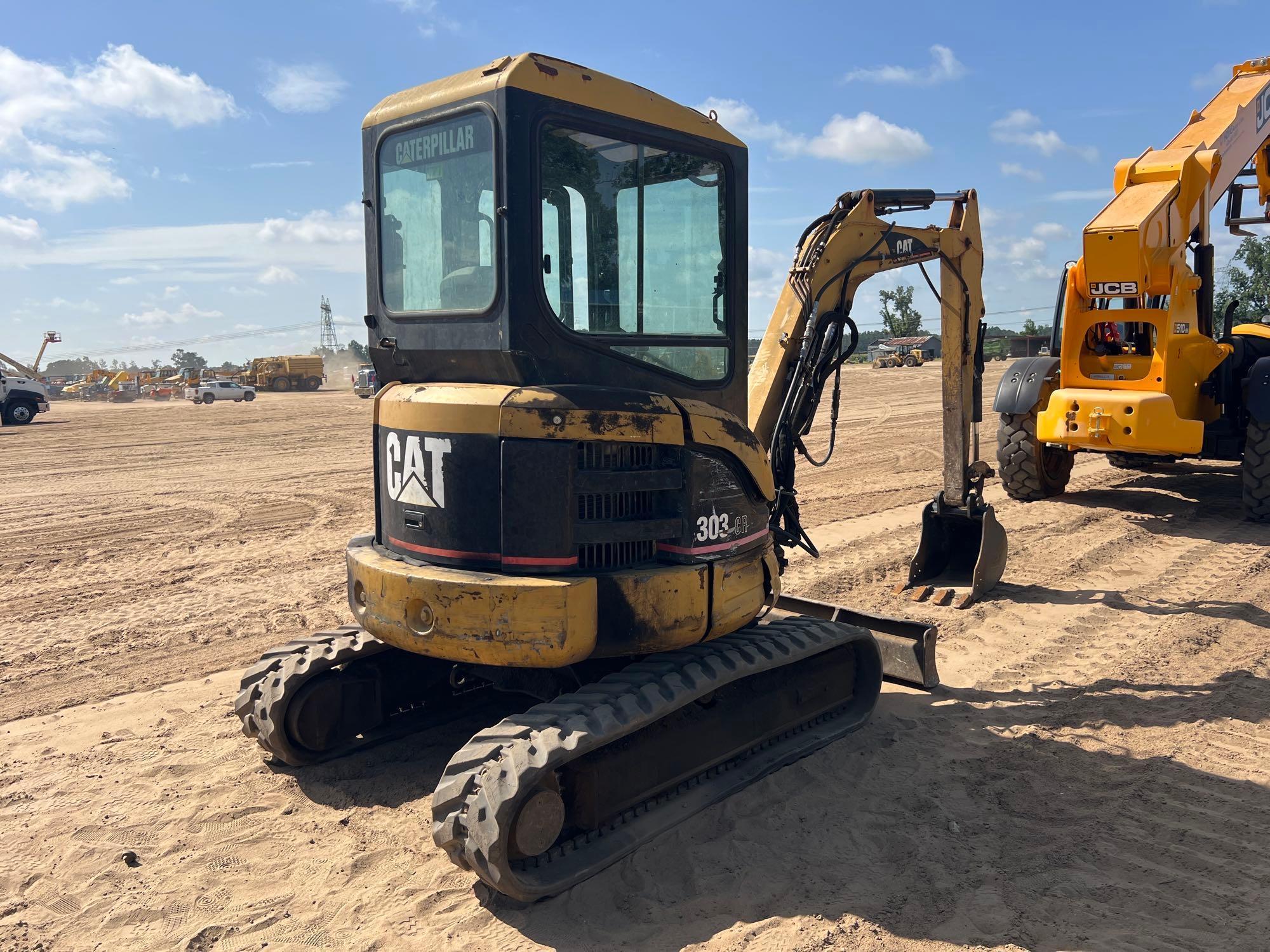 2004 Caterpillar 303