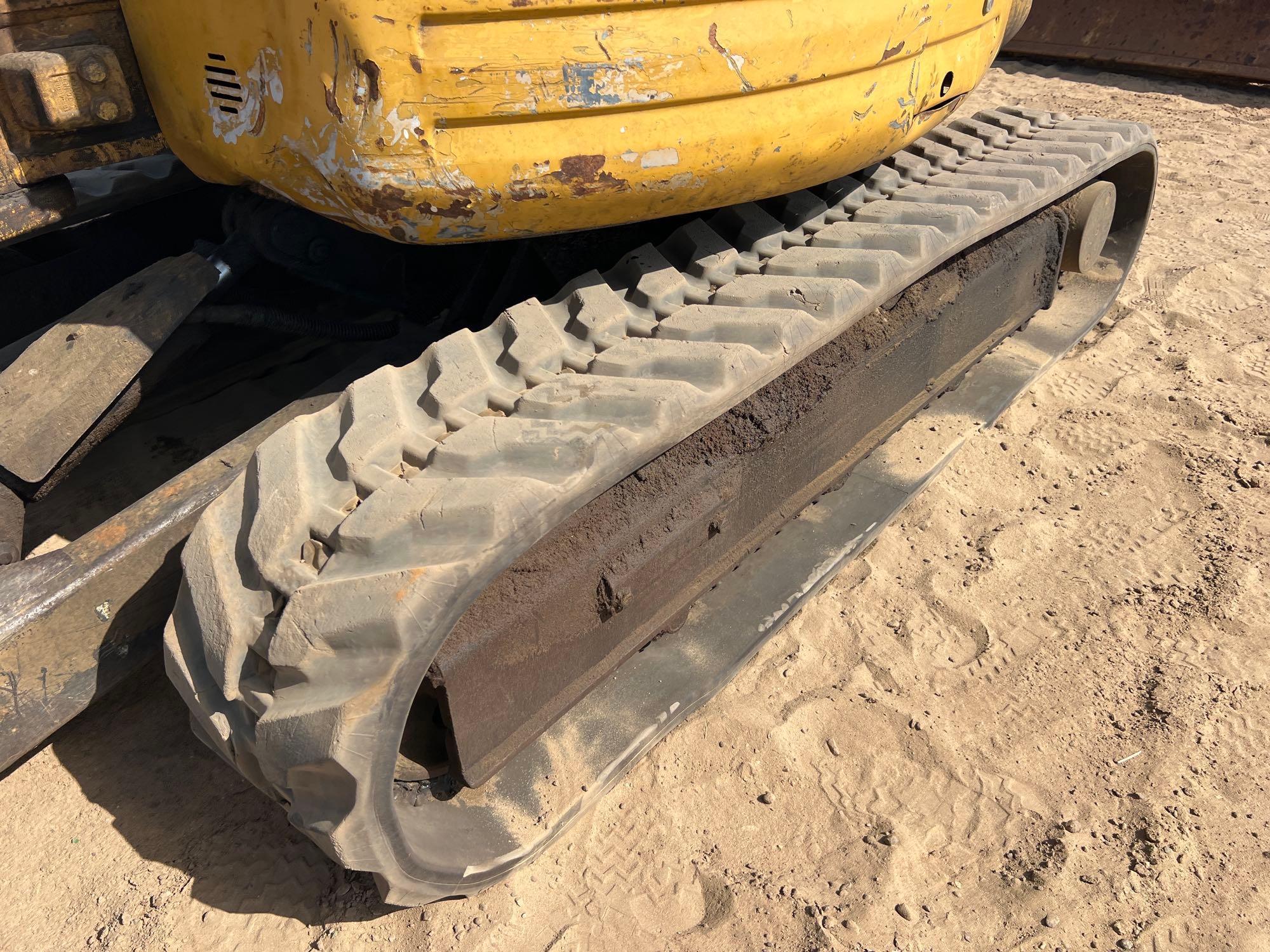 2004 Caterpillar 303
