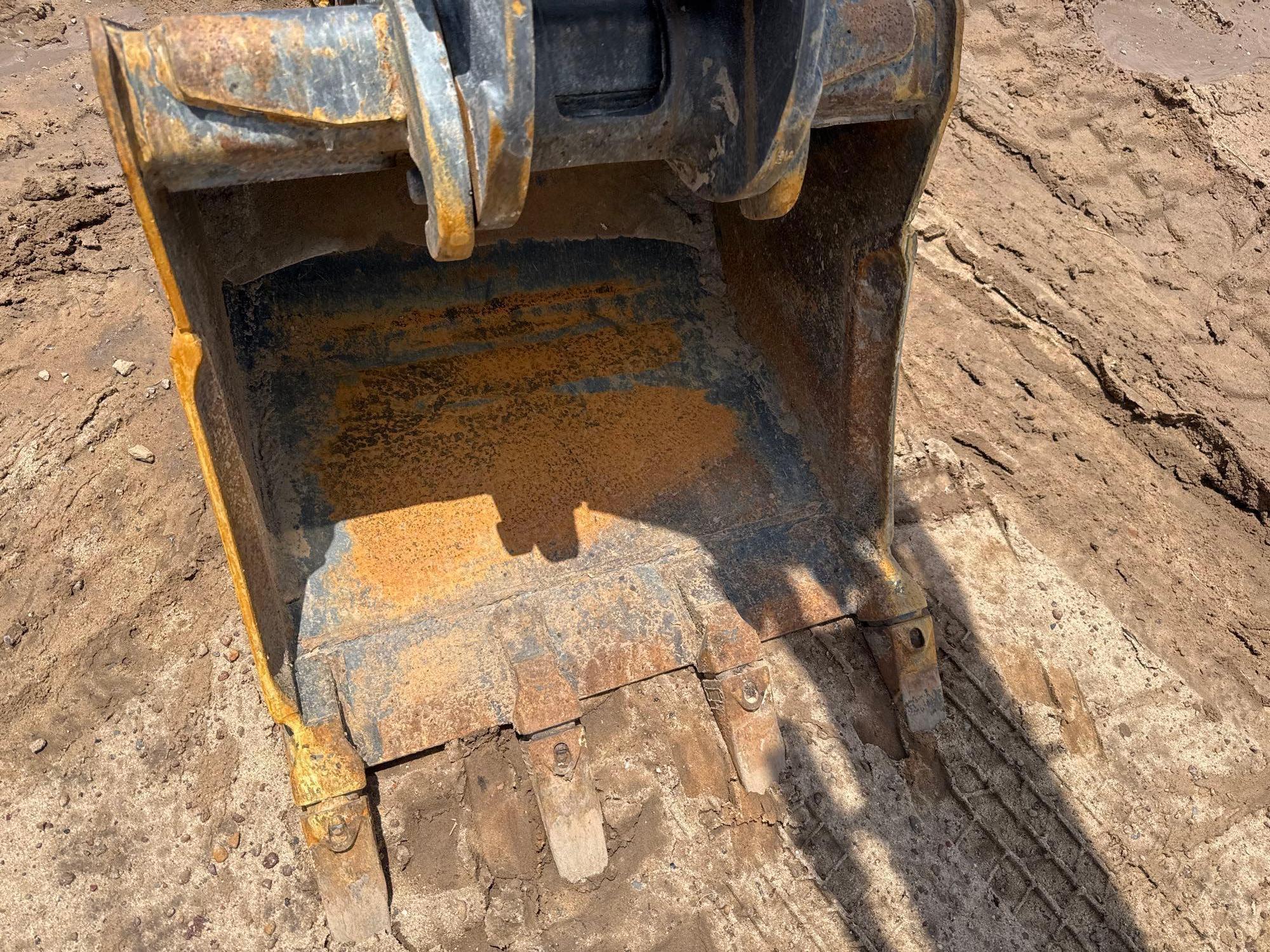 2020 Bobcat E32