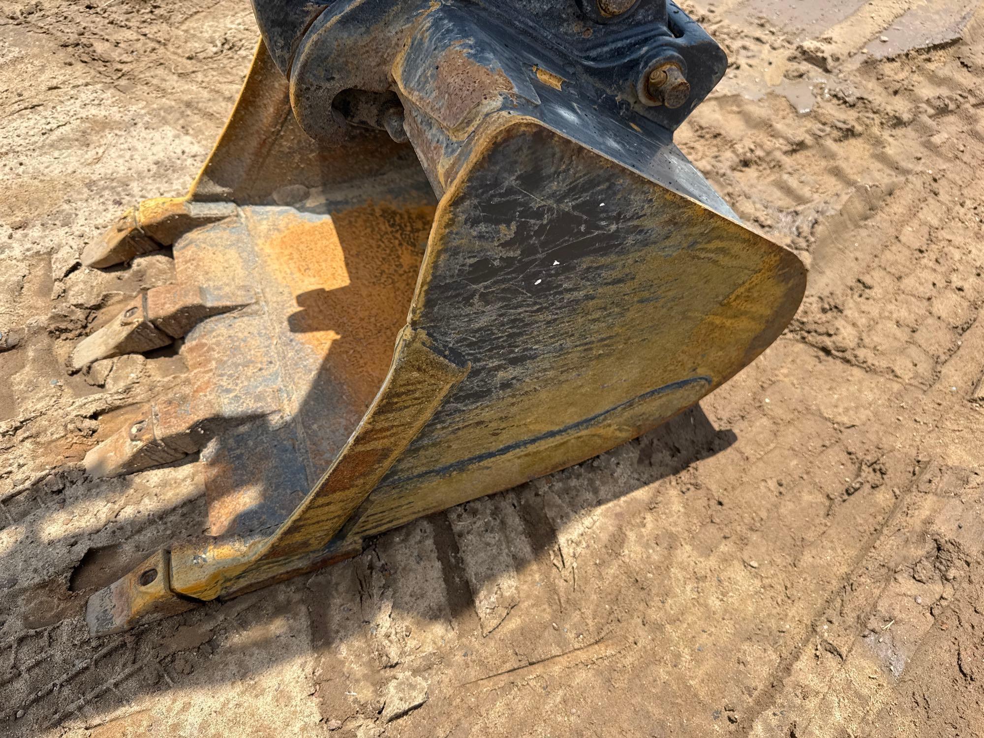 2020 Bobcat E32