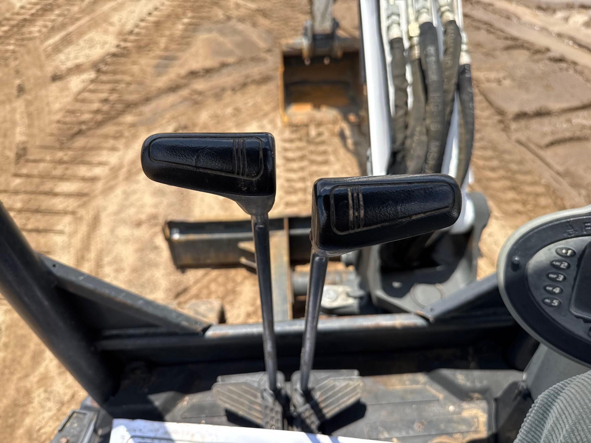 2020 Bobcat E32