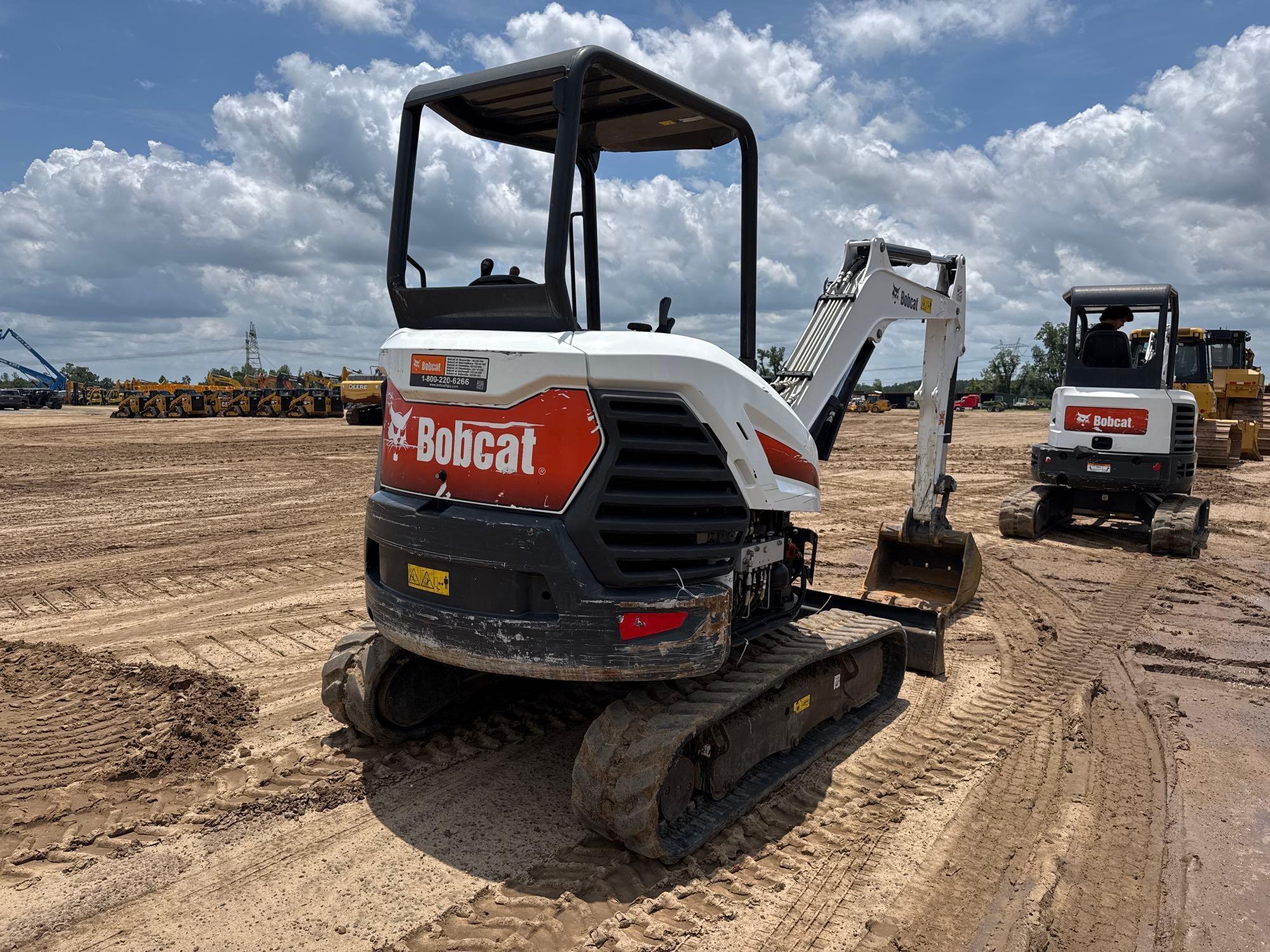 2020 Bobcat E32