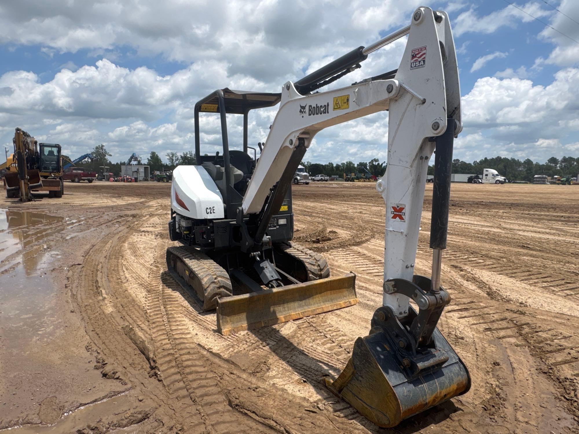 2020 Bobcat E32