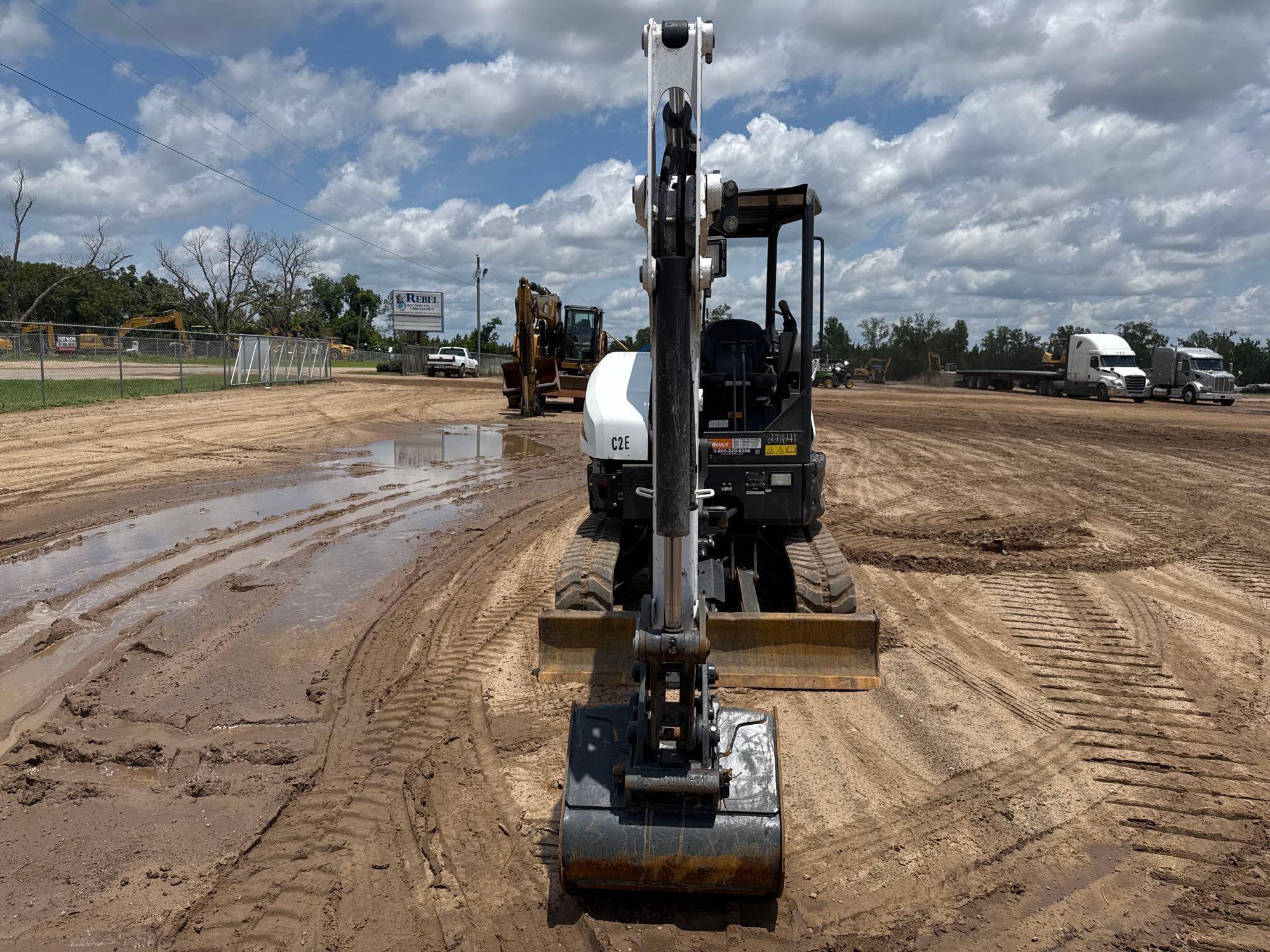 2020 Bobcat E32