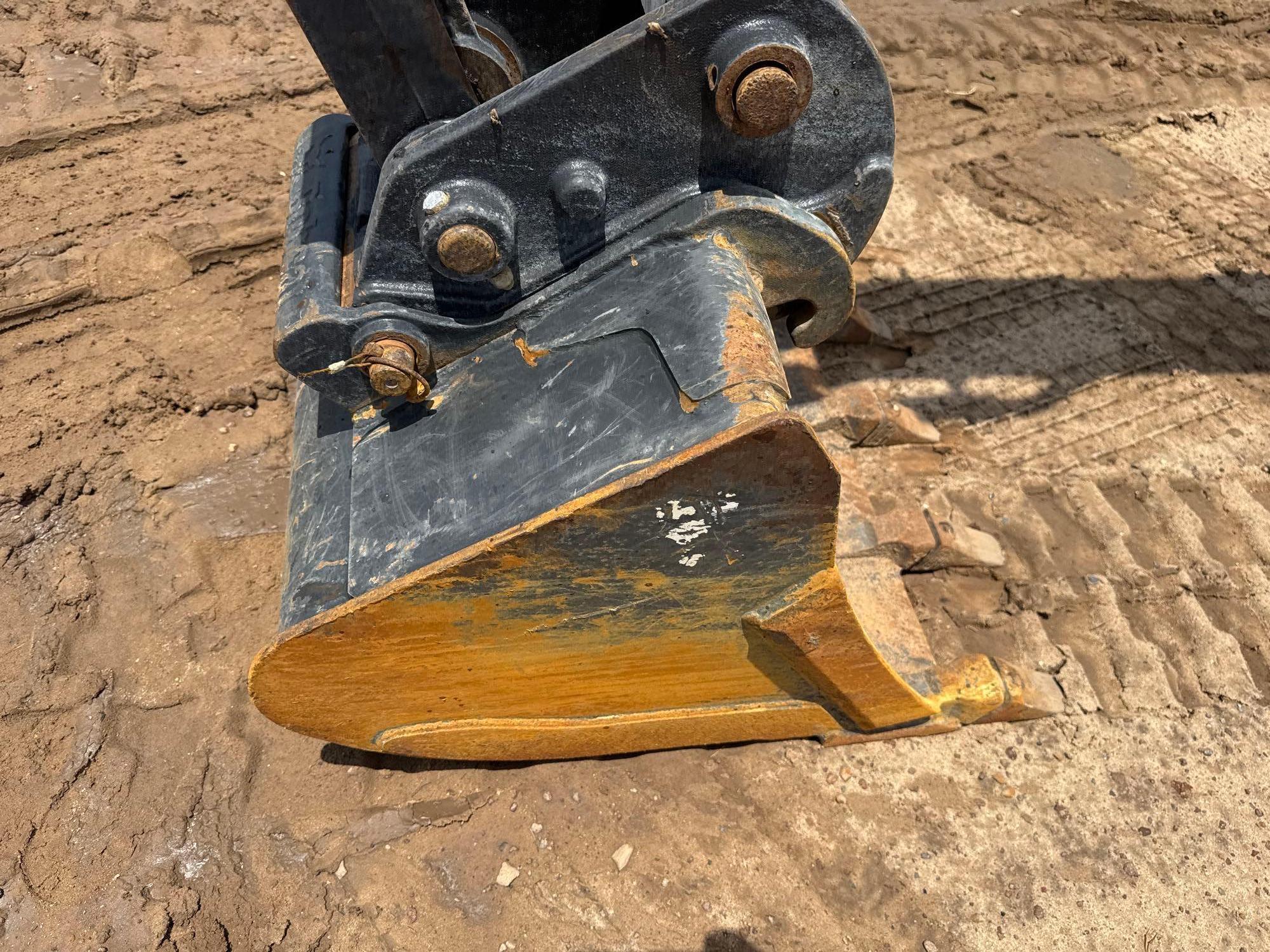 2020 Bobcat E32
