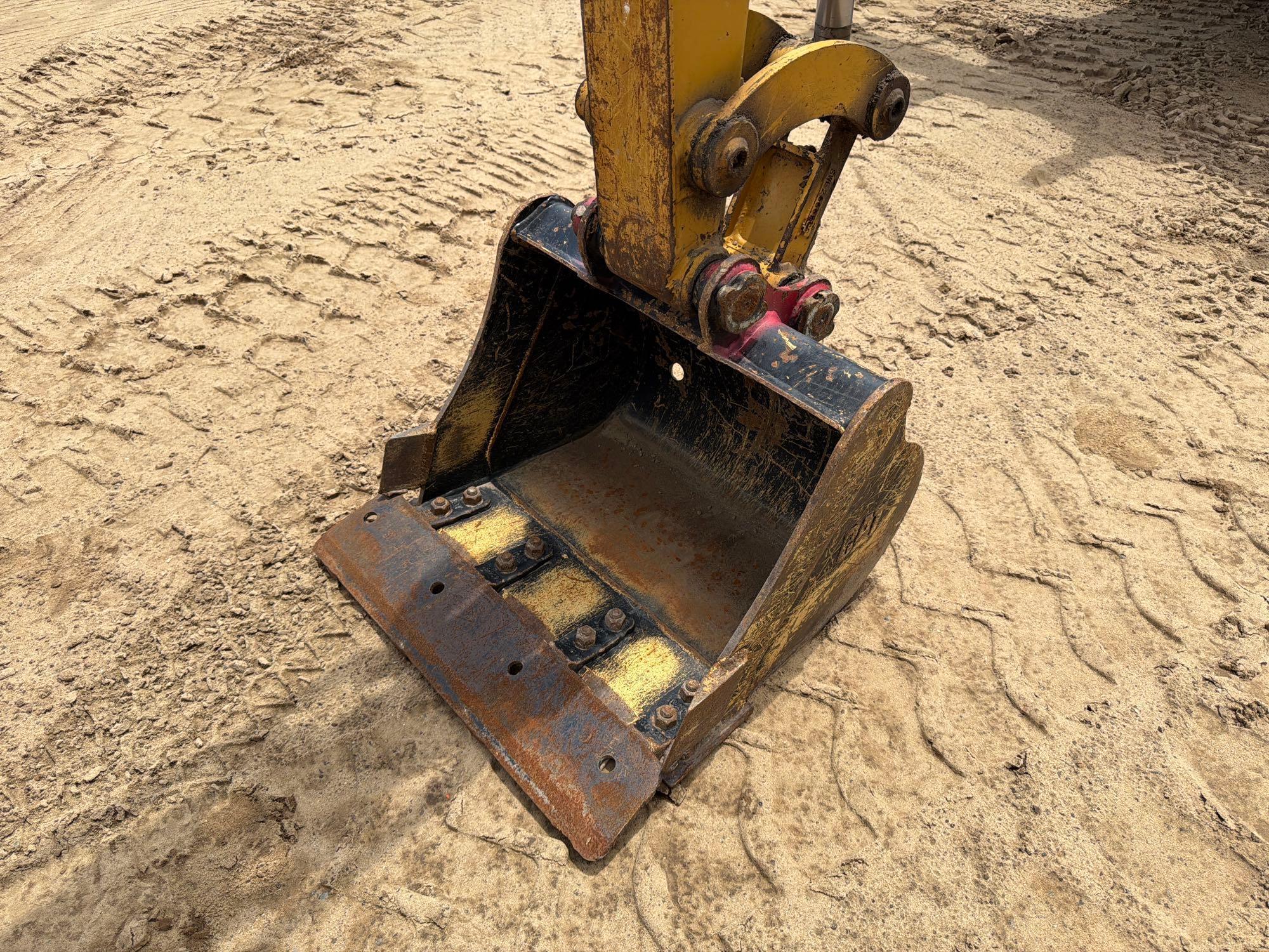 2022 Caterpillar 302.7DCR