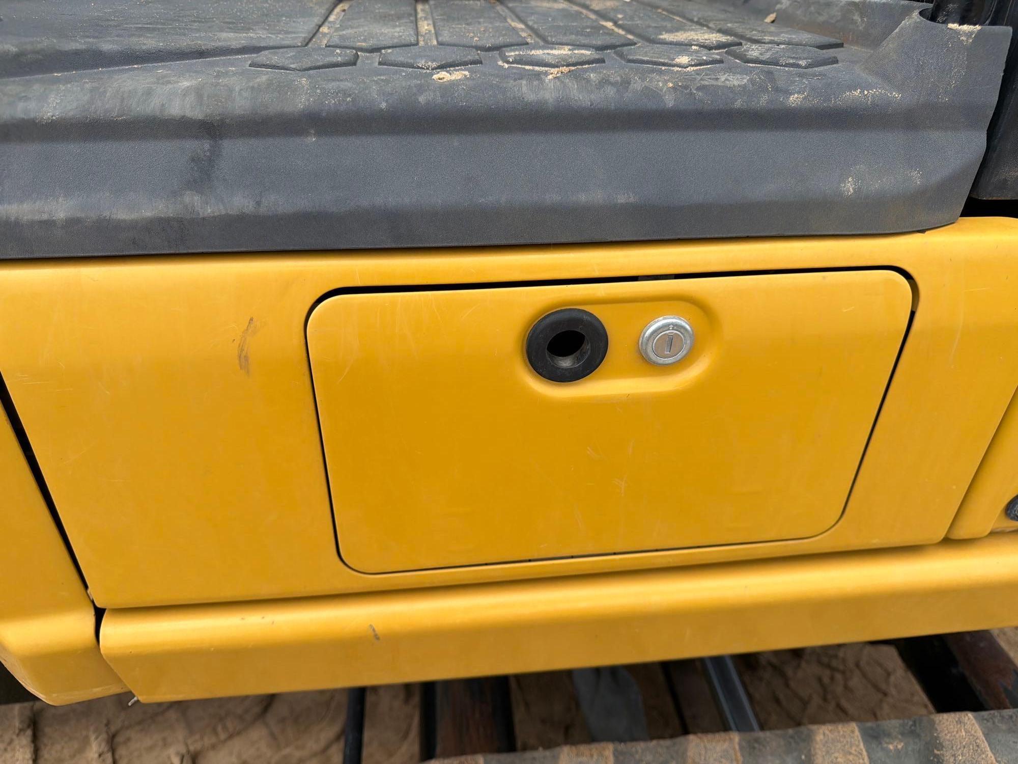 2022 Caterpillar 302.7DCR