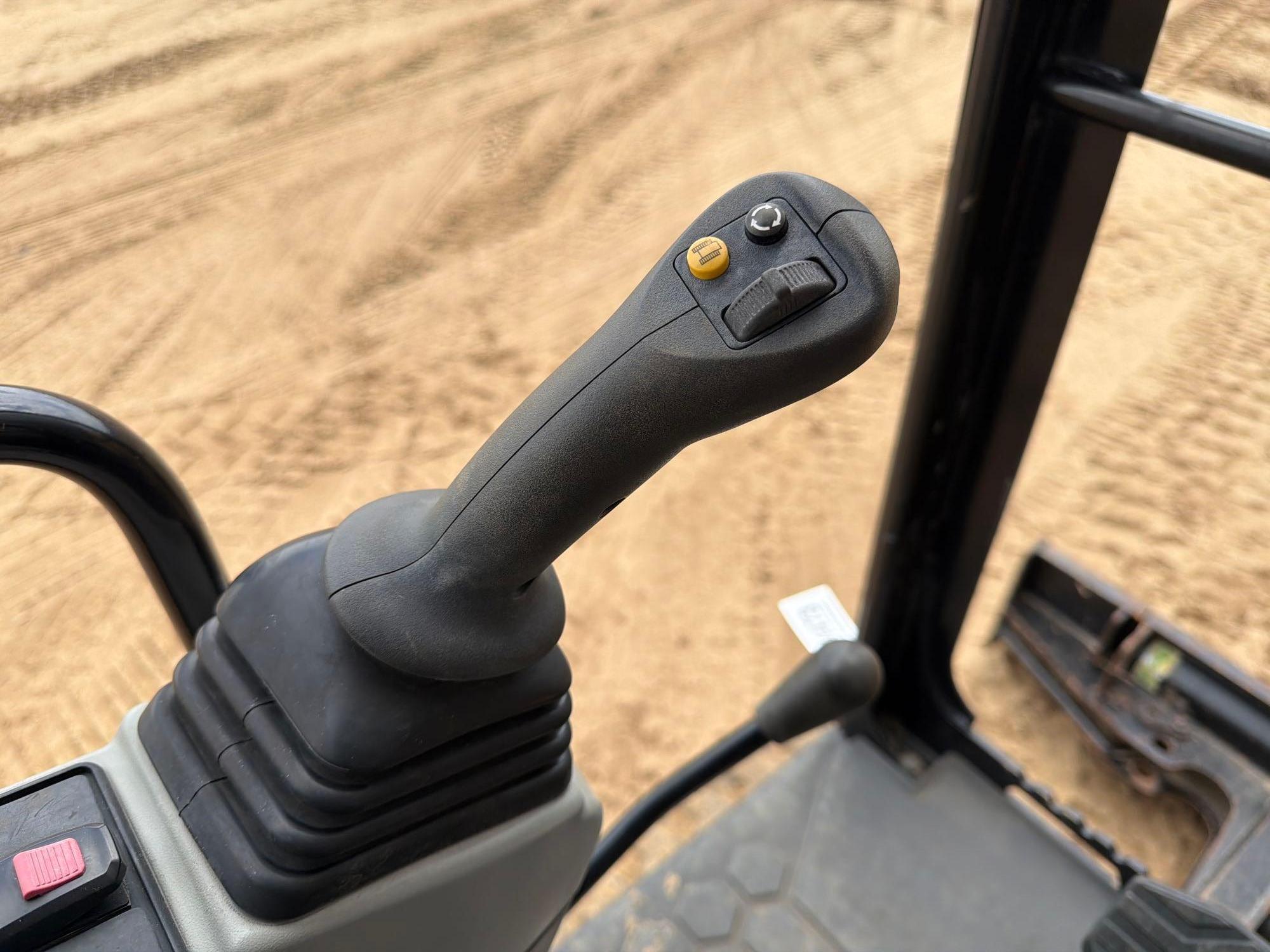 2022 Caterpillar 302.7DCR