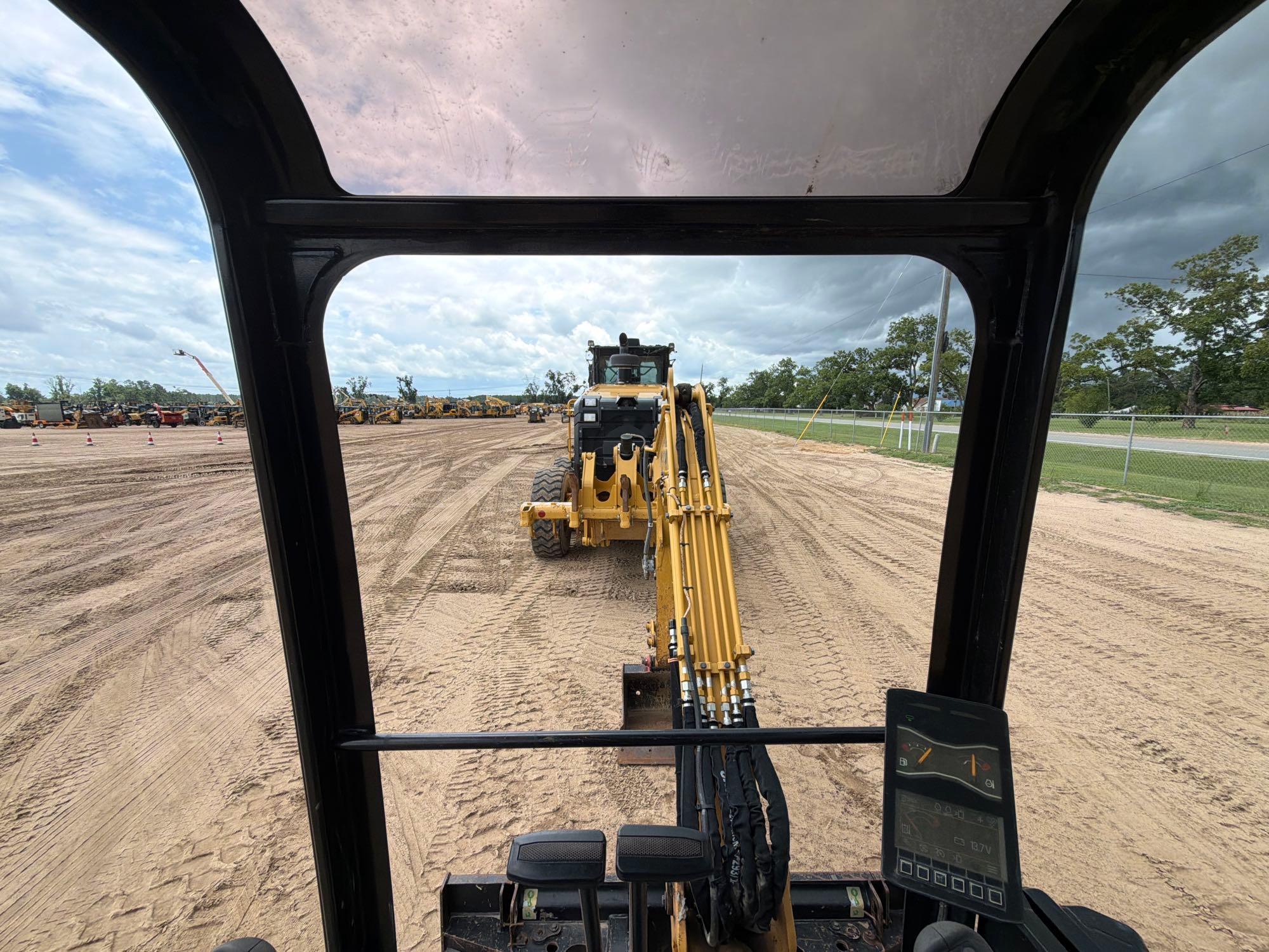 2022 Caterpillar 302.7DCR