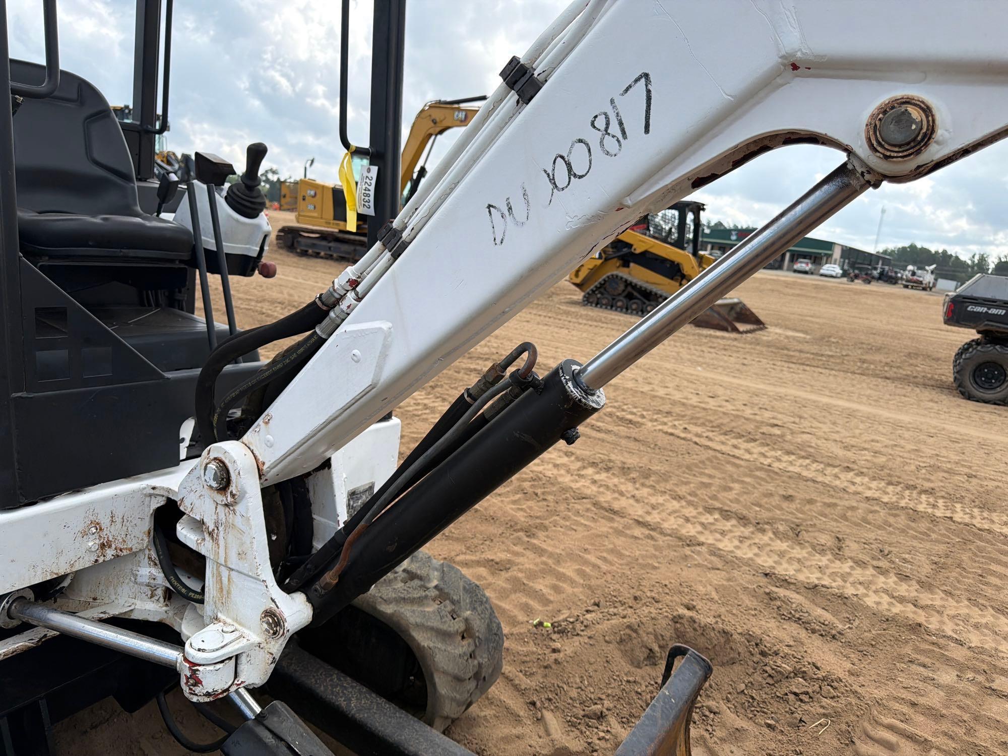 1998 Bobcat 325