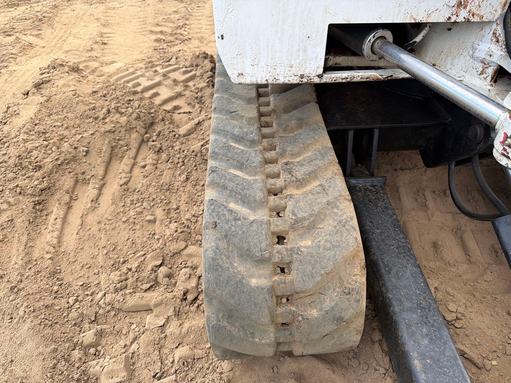 1998 Bobcat 325