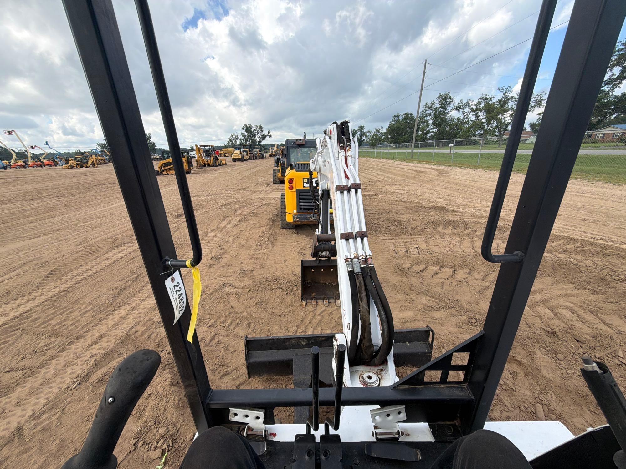 1998 Bobcat 325