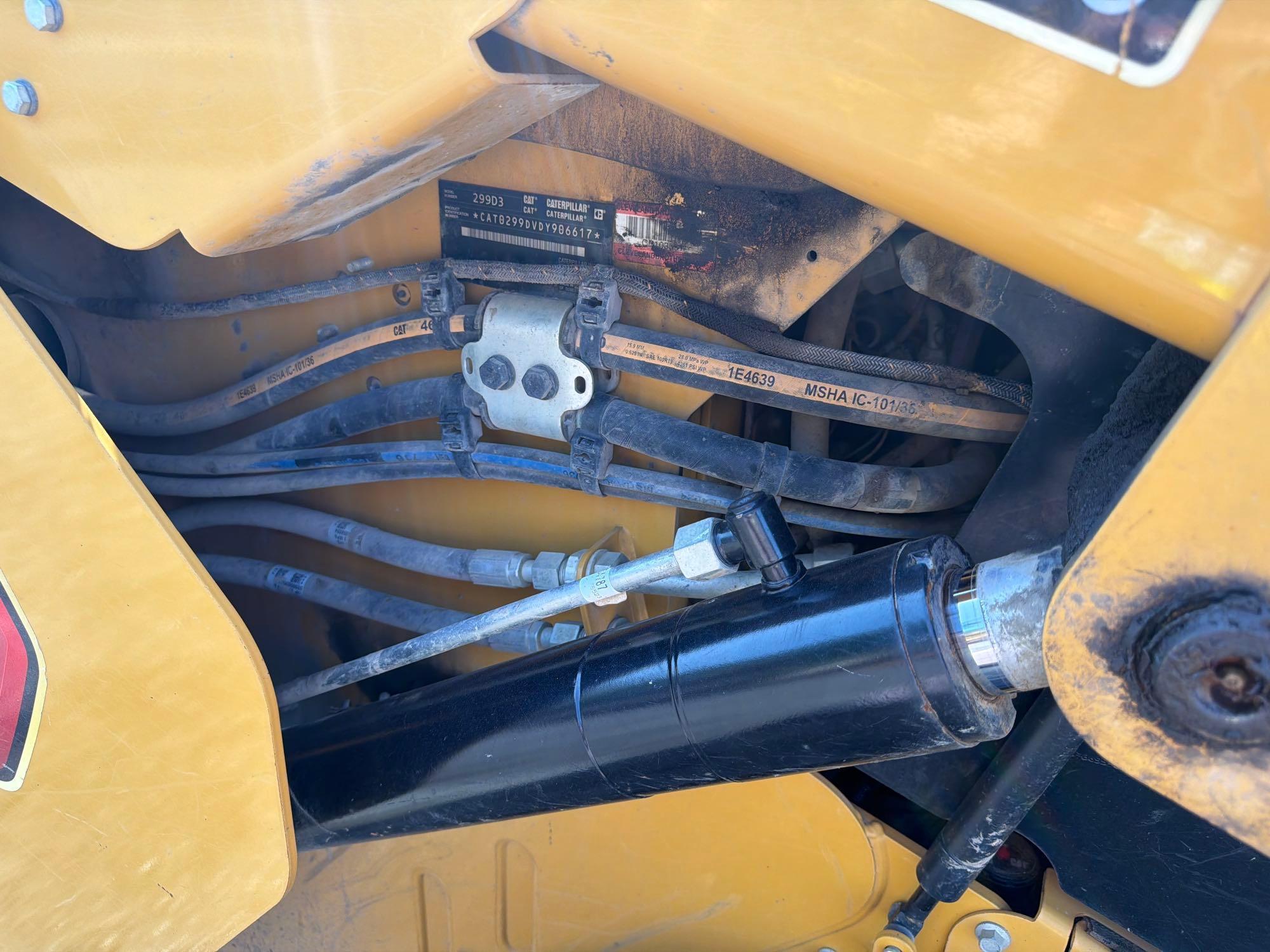 2022 Caterpillar 299D