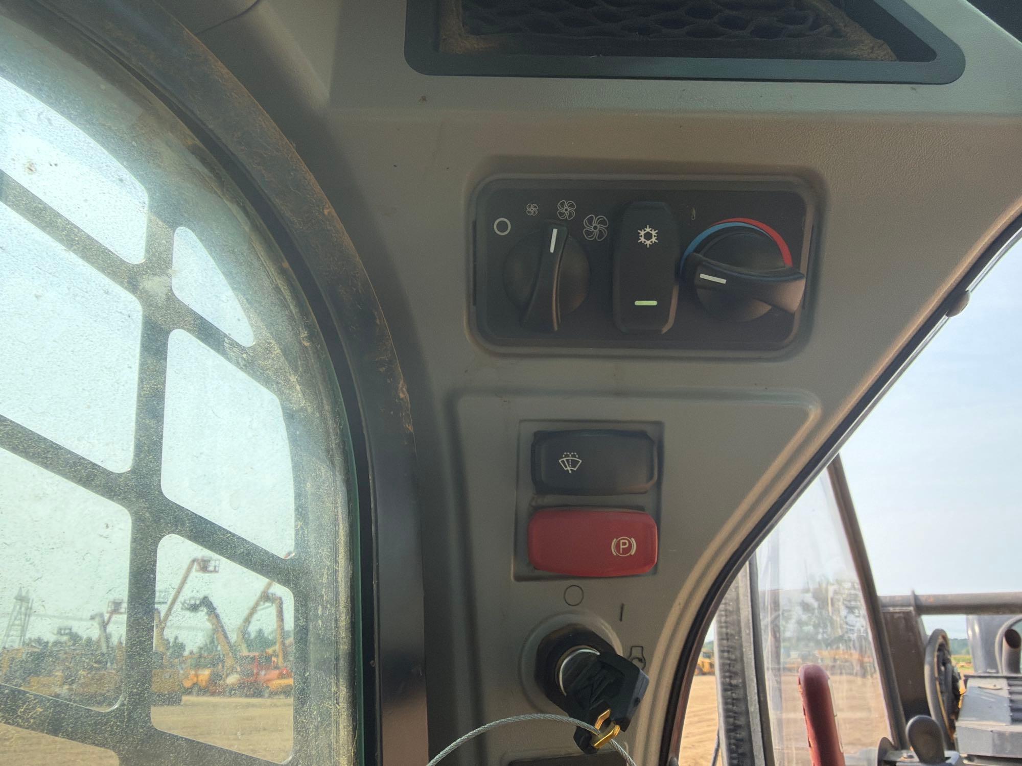 2023 Caterpillar 299D