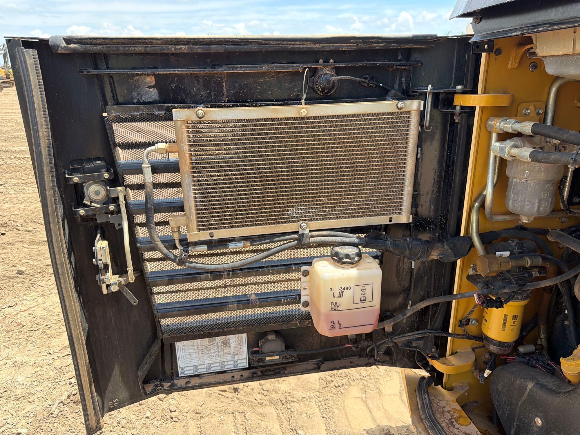 2022 Caterpillar 299D