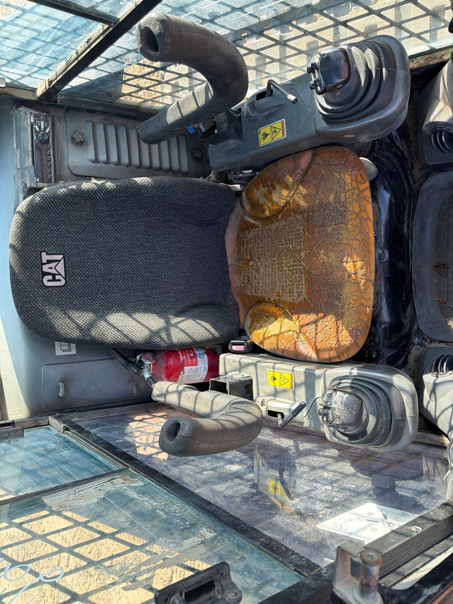 2014 Caterpillar 299D XHP