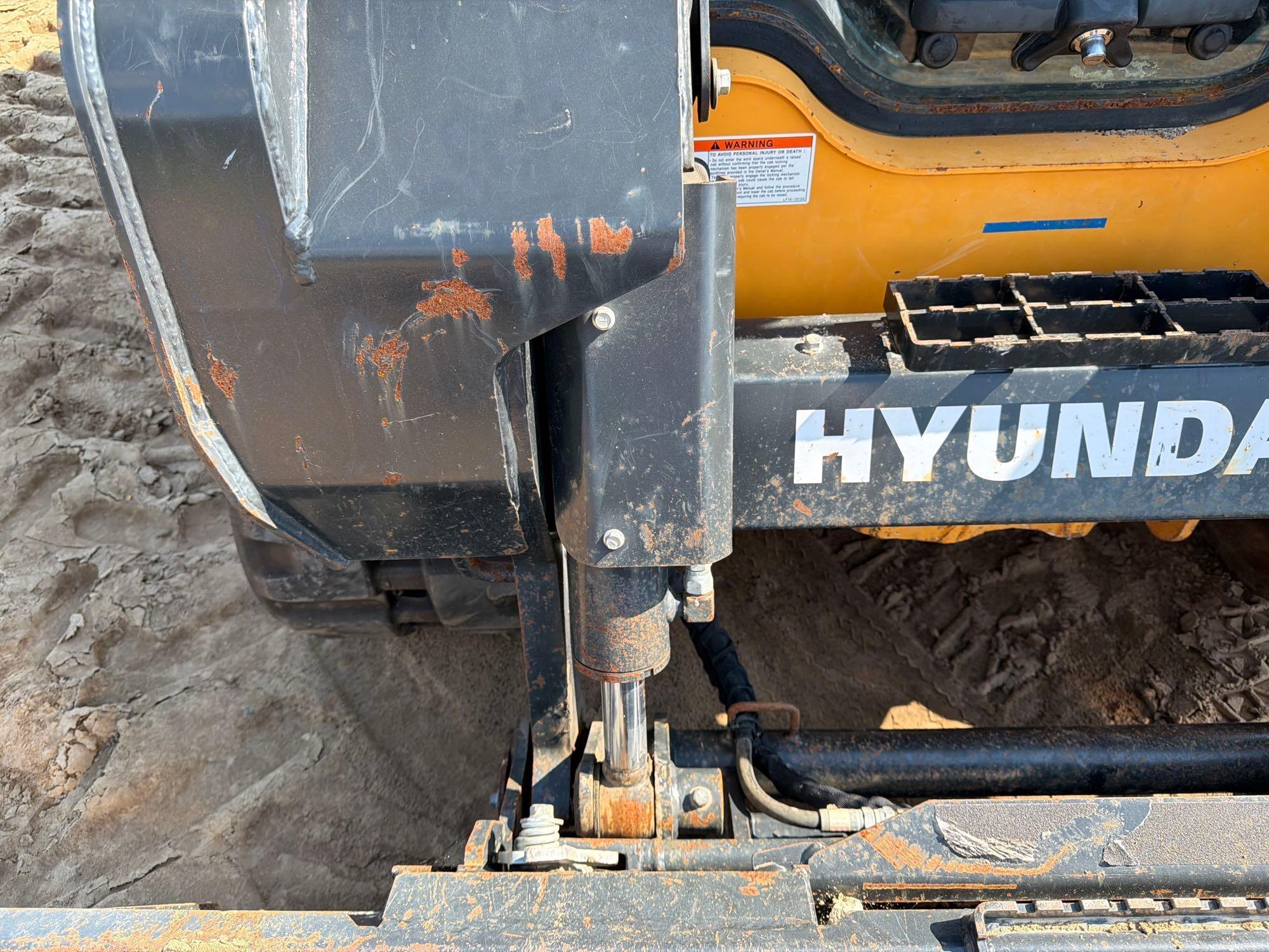 2023 Hyundai HT100