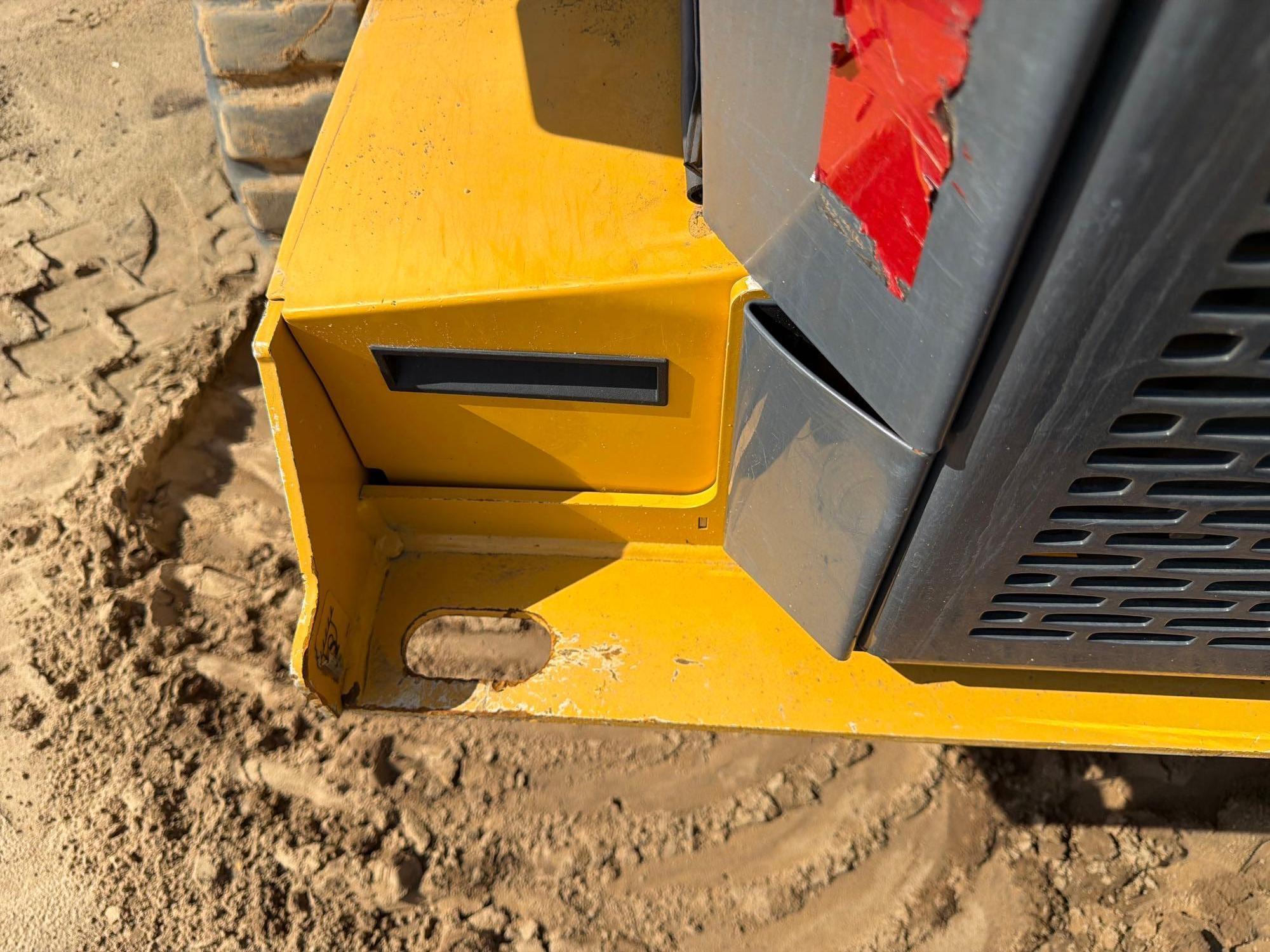 2022 John Deere 333