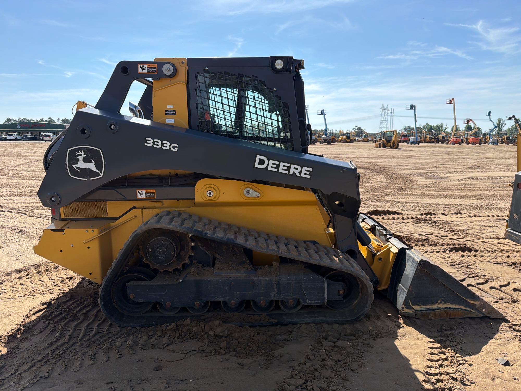 2022 John Deere 333