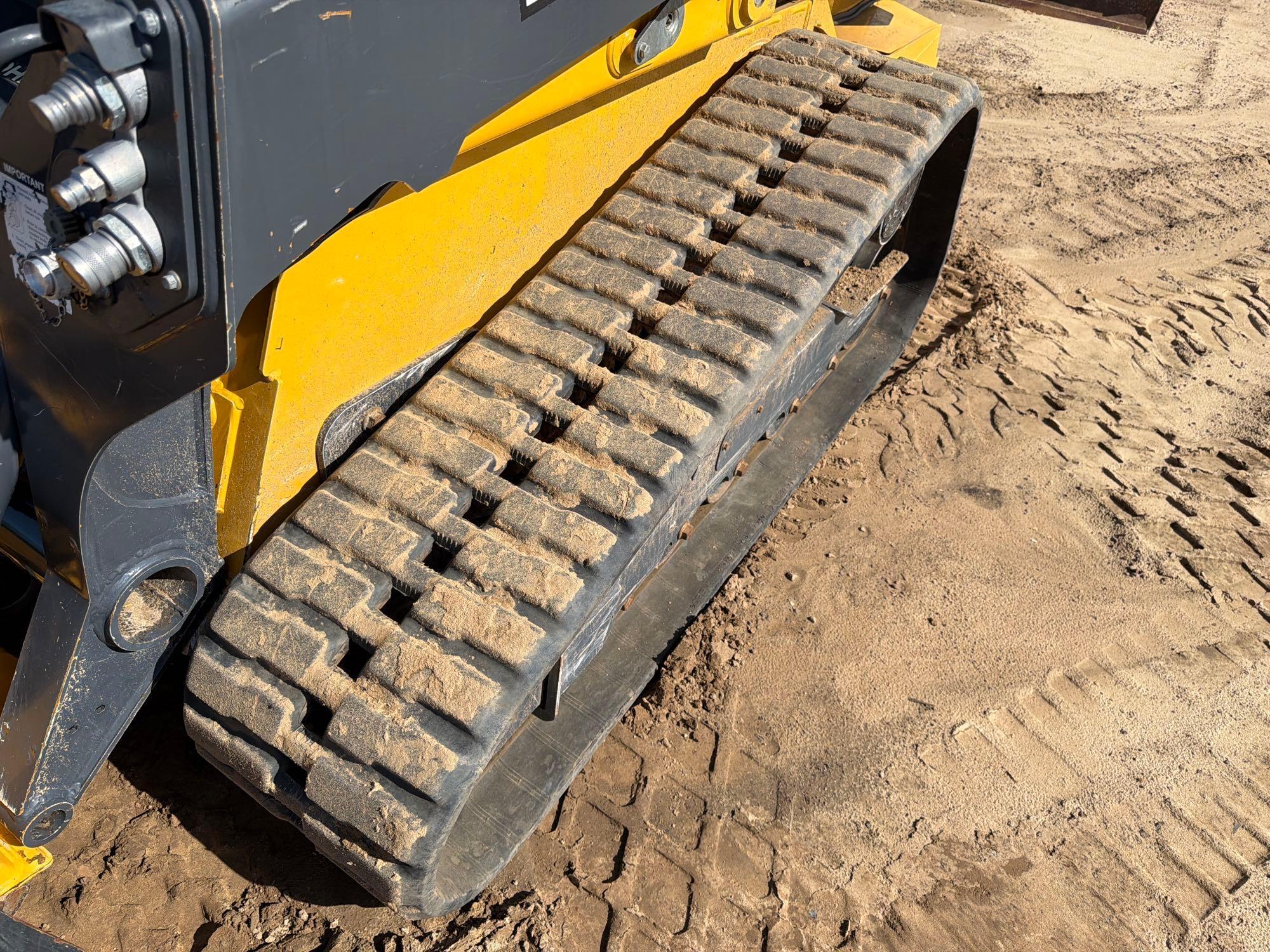 2022 John Deere 333