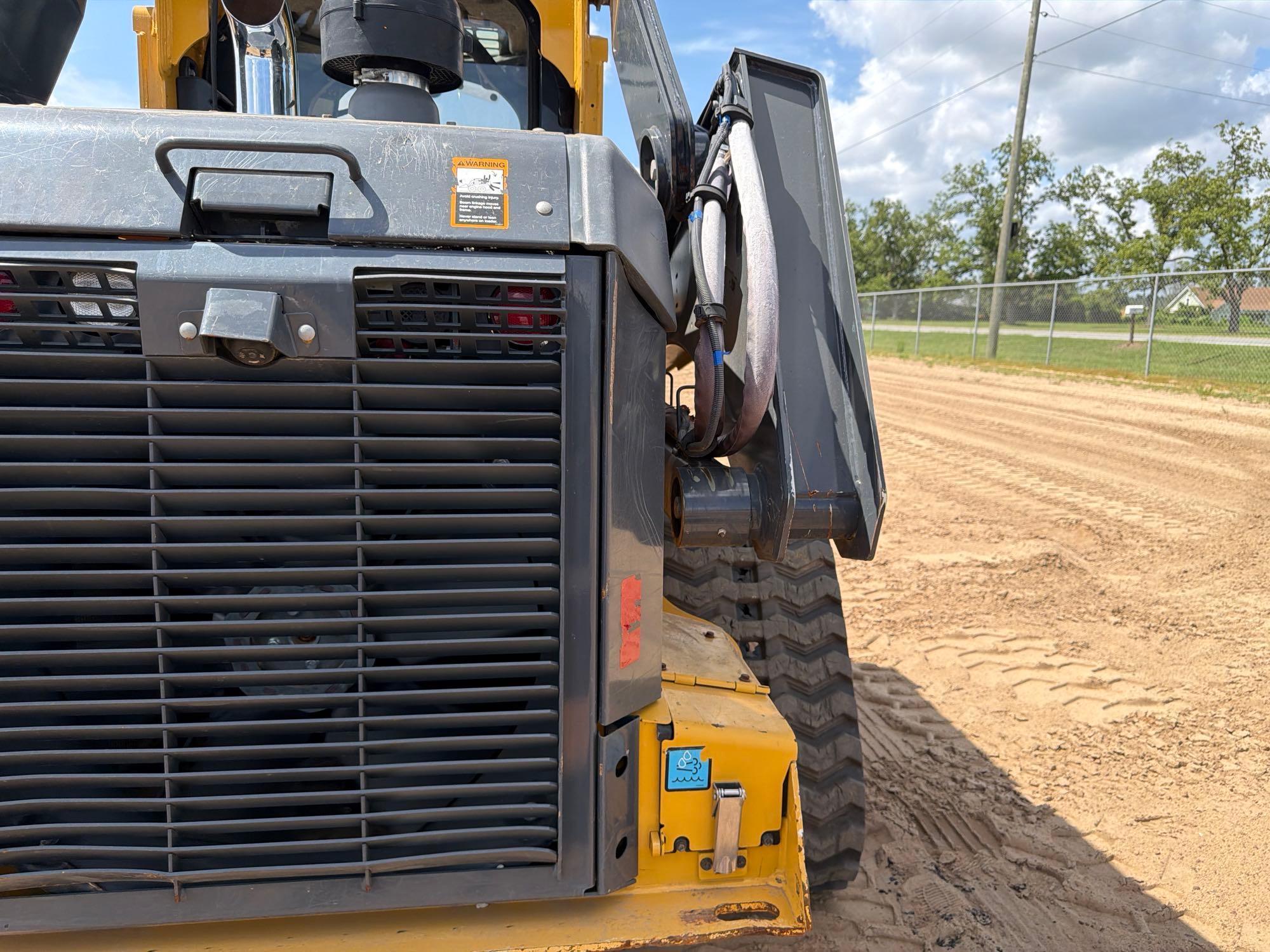 2022 John Deere 333