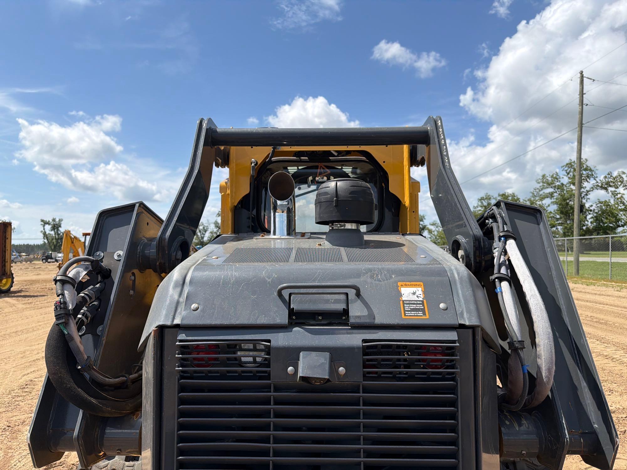 2022 John Deere 333
