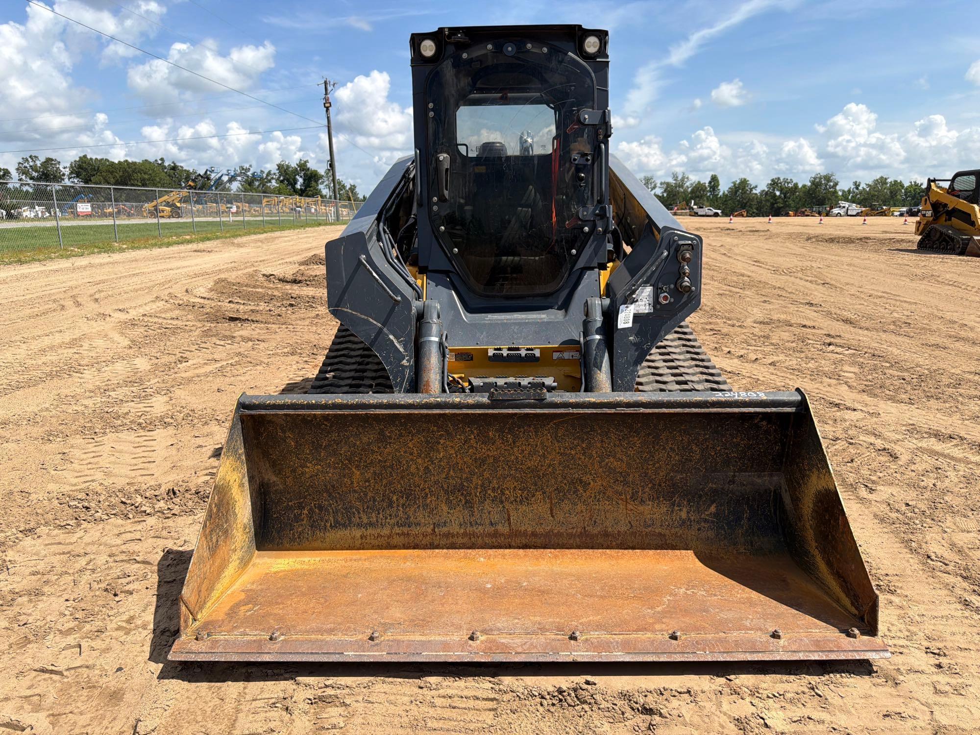 2022 John Deere 333