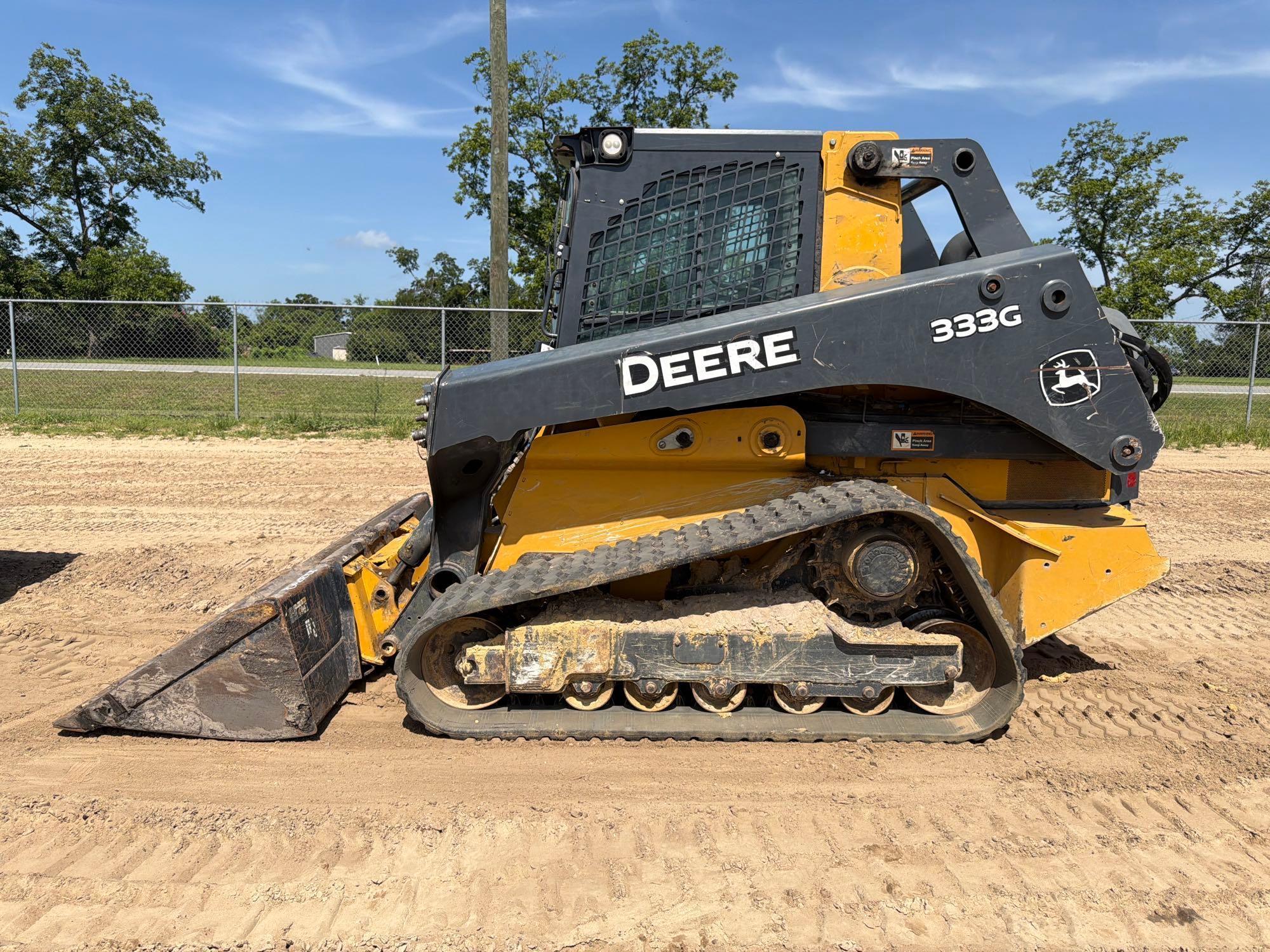 2019 John Deere 333