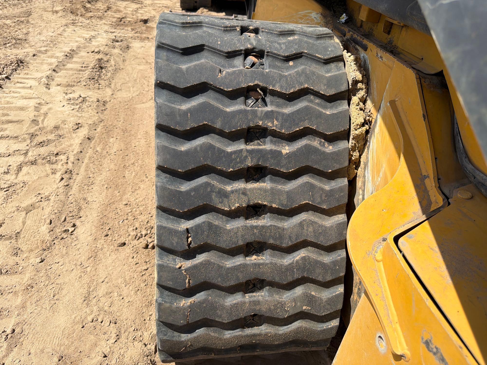 2019 John Deere 333