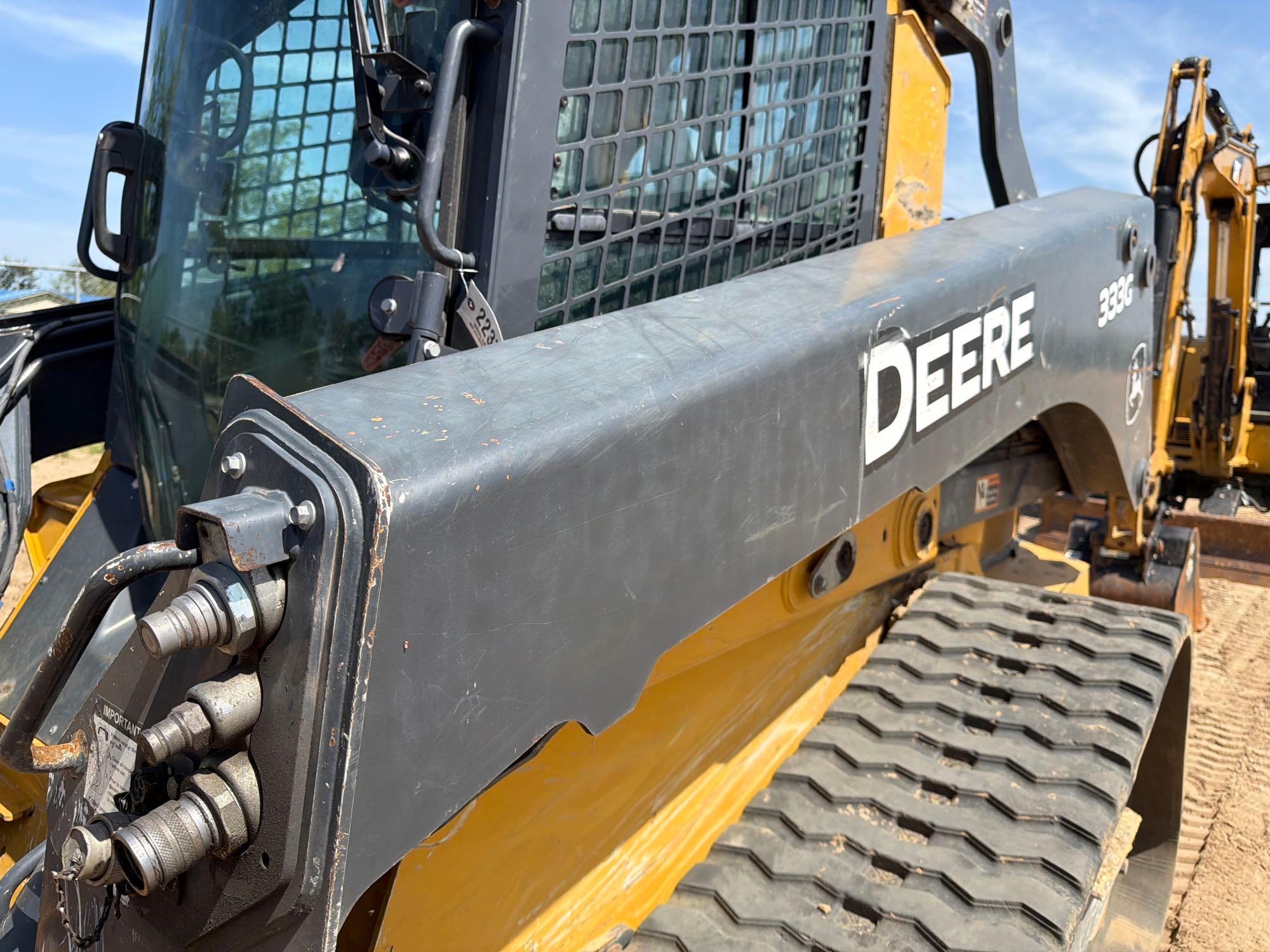 2019 John Deere 333