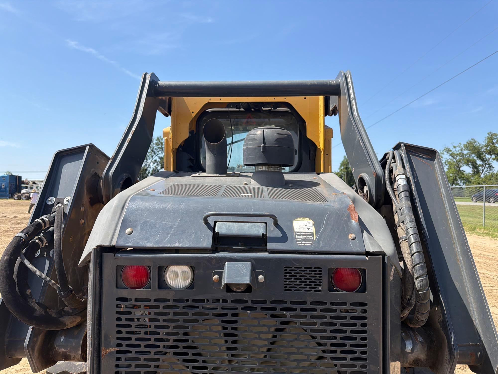 2019 John Deere 333