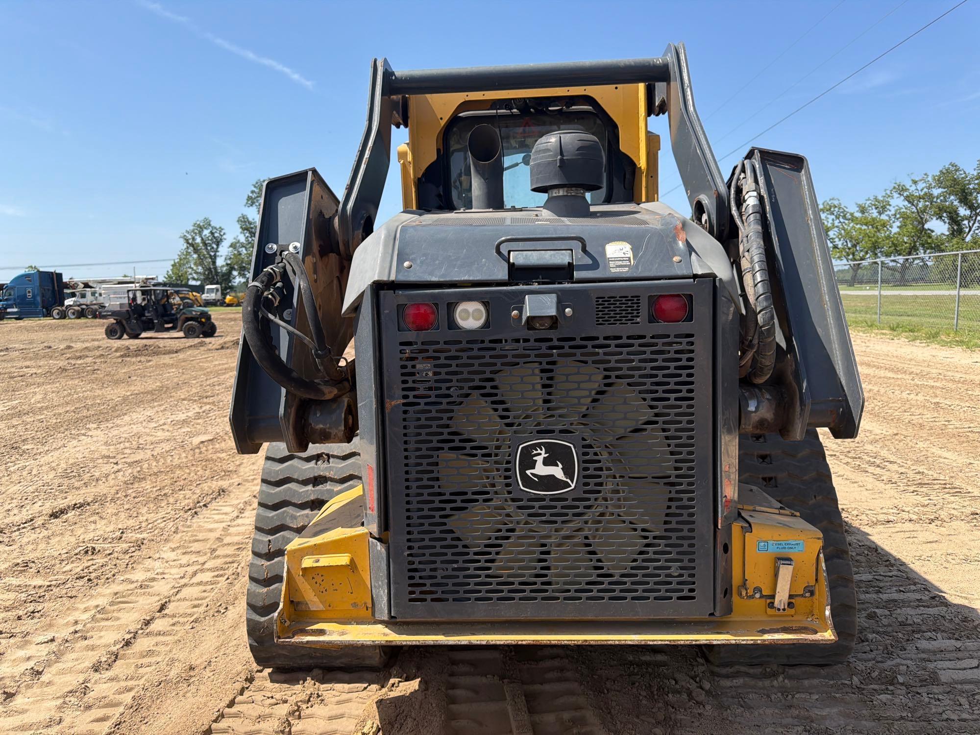 2019 John Deere 333