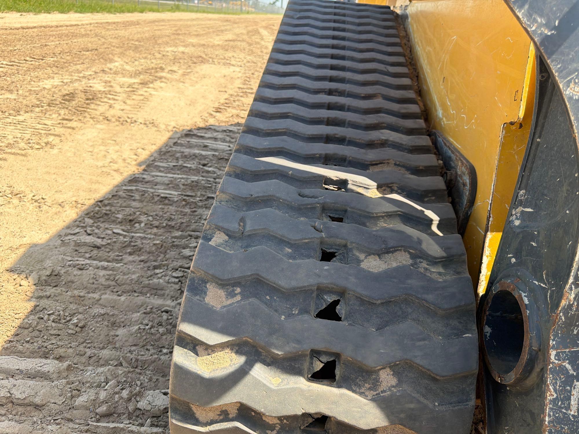 2019 John Deere 333