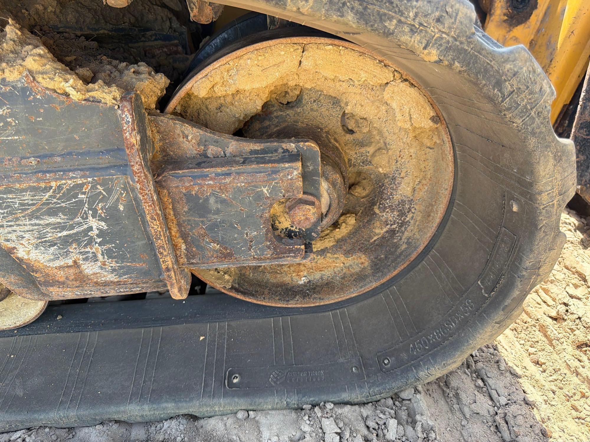 2019 John Deere 333
