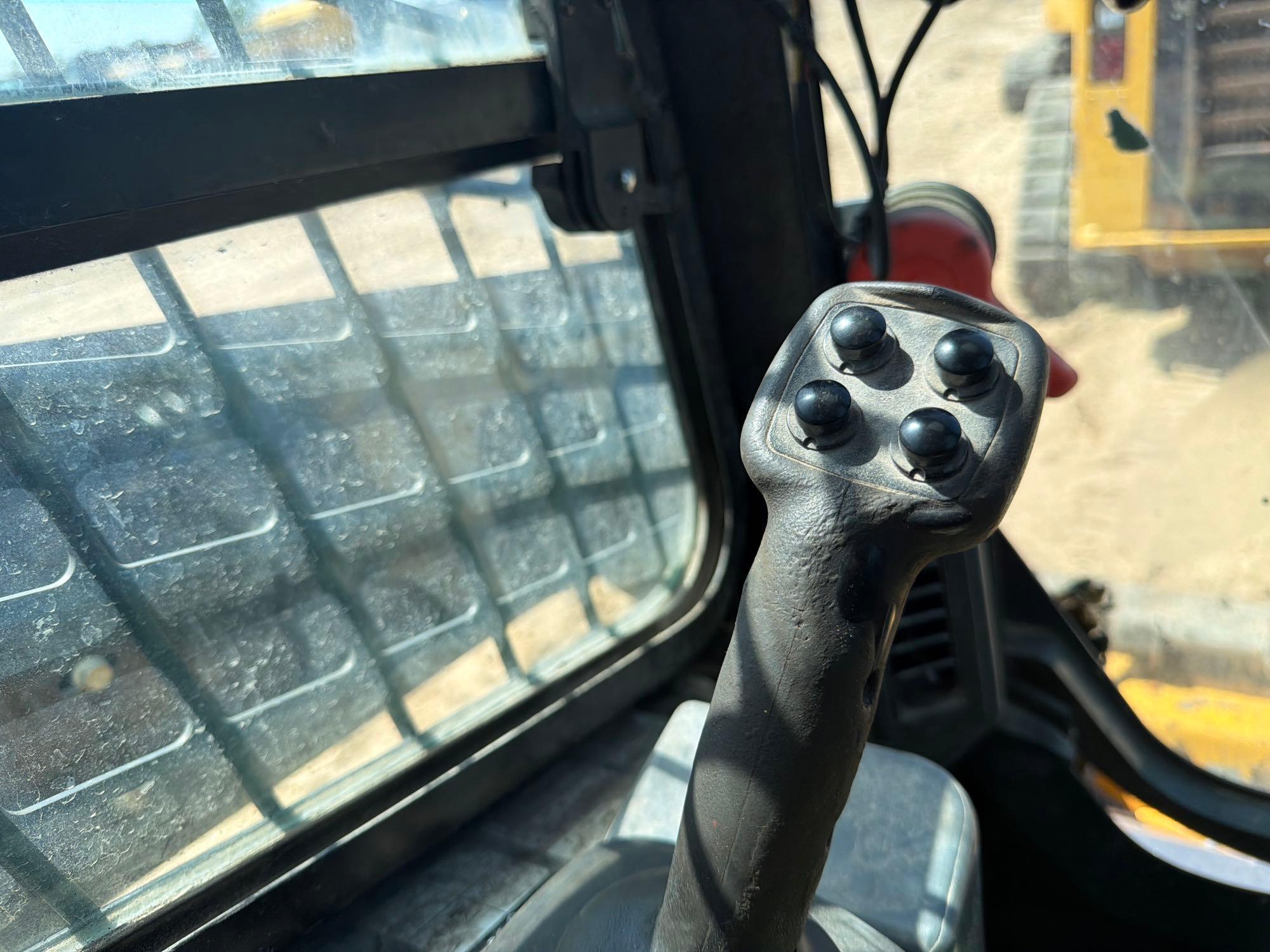2019 John Deere 333