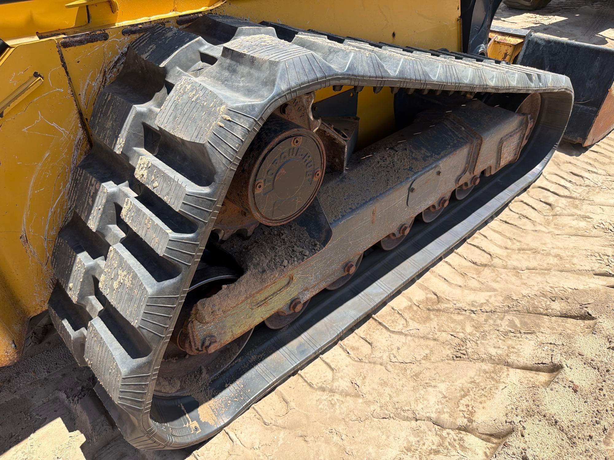 2019 John Deere 331G