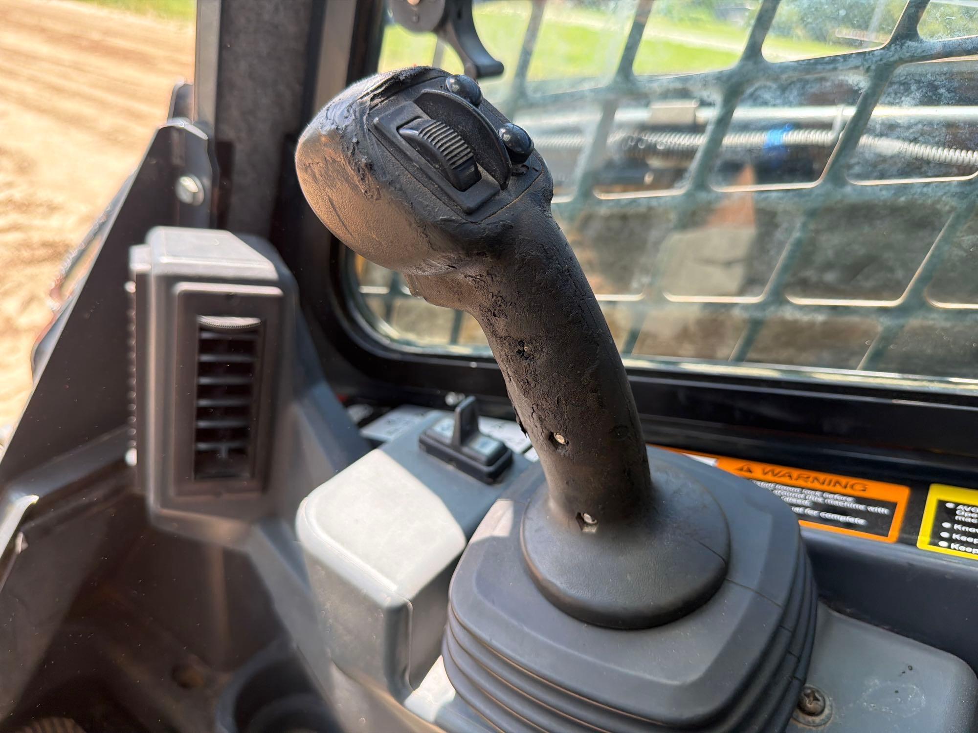 2019 John Deere 331G
