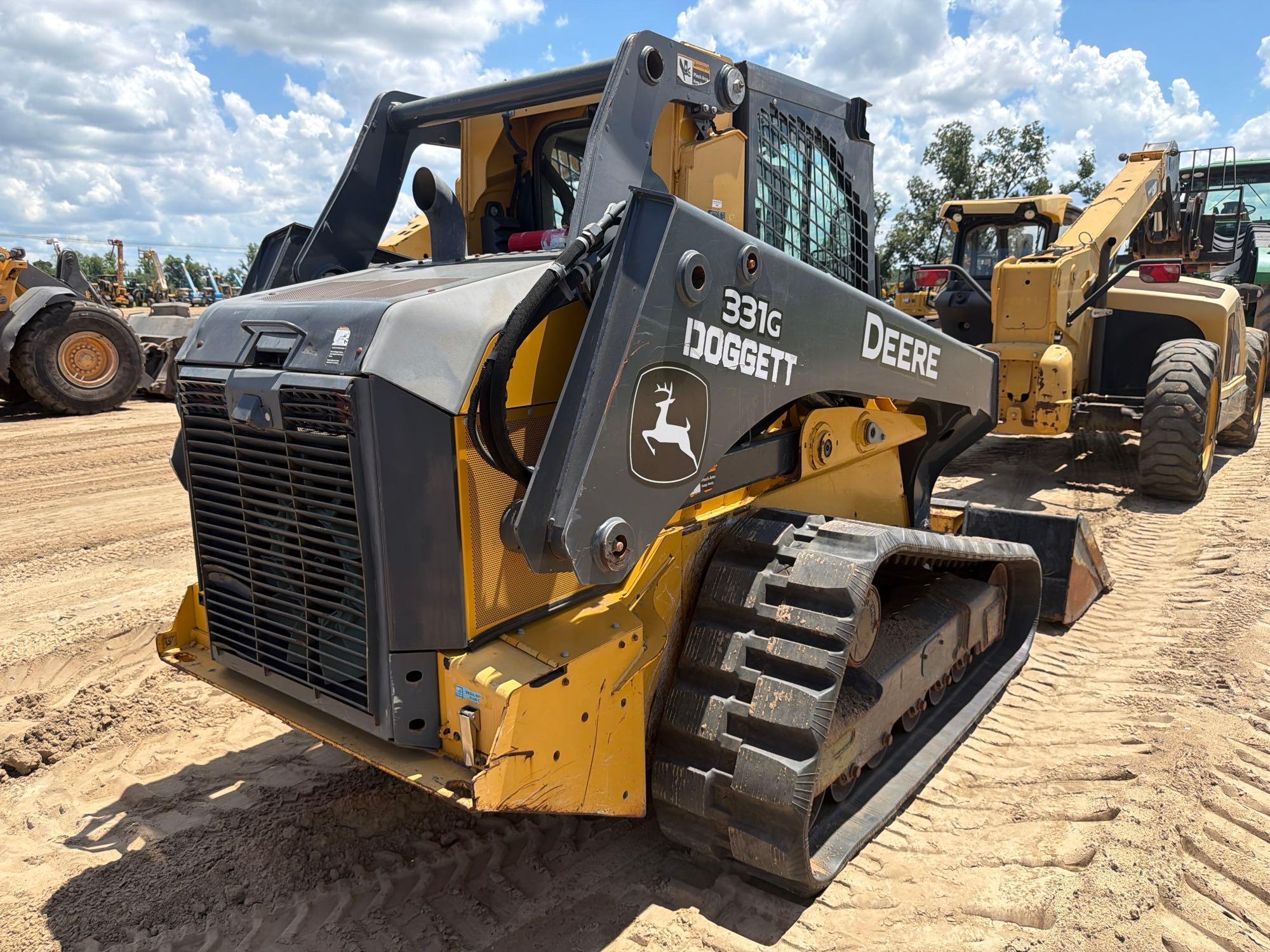 2019 John Deere 331G