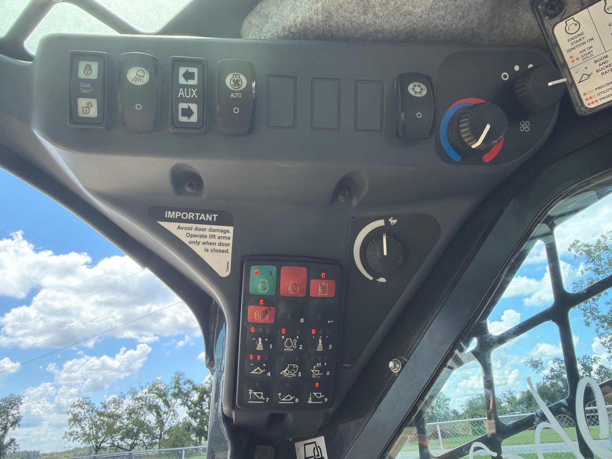 2019 John Deere 331G