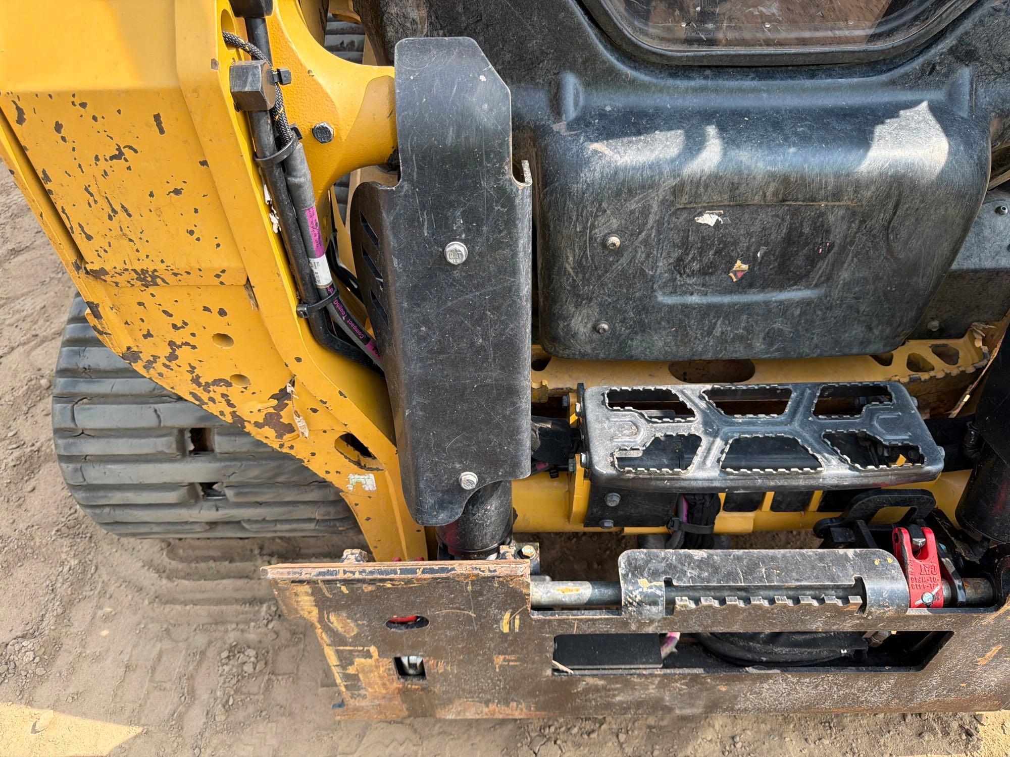 2025 Caterpillar 265